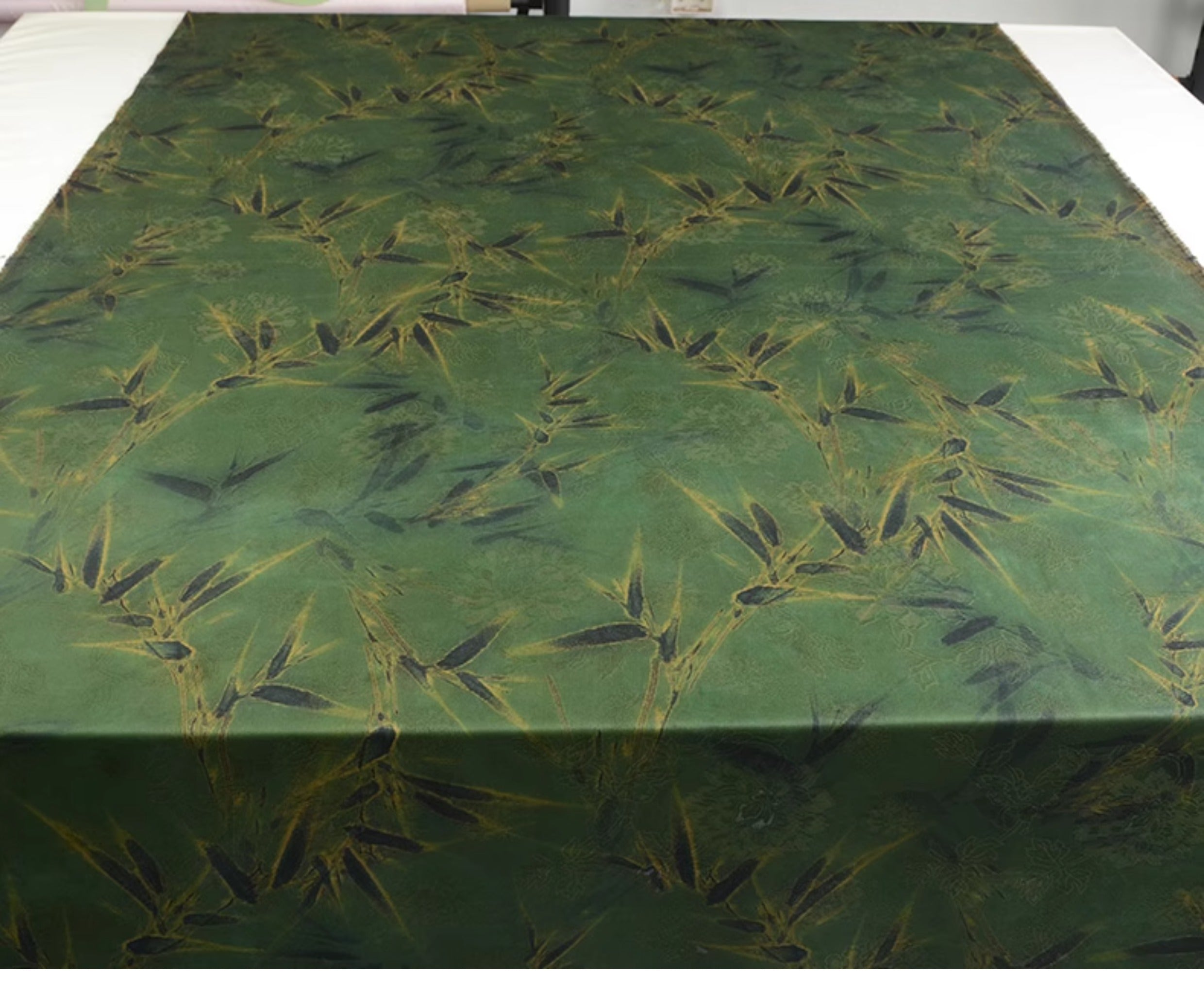 YPZZDM - Handmade 26 Momme HUALUO Jacquard Mud Silk Fabric (Openwork texture) - 110cm by the Yard