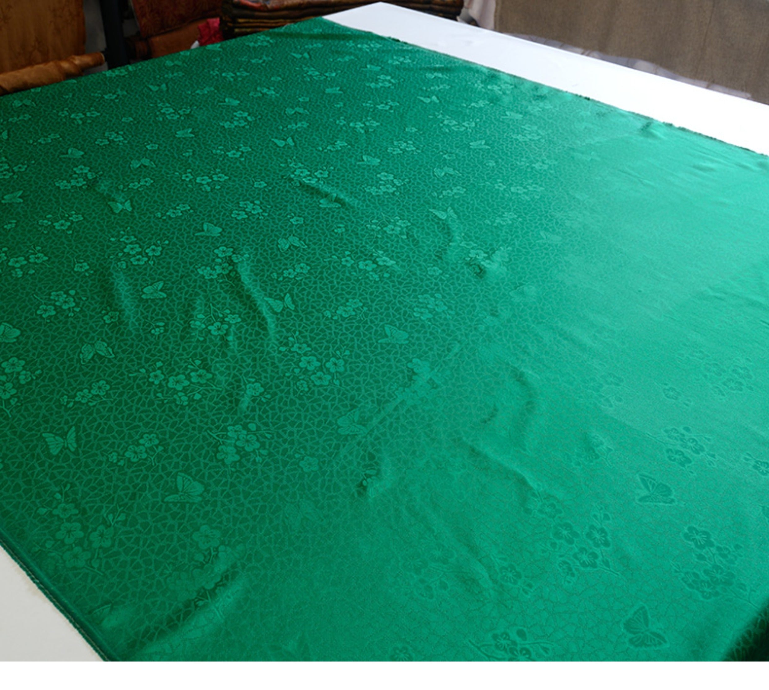 YPFCLD - Handmade 22 Momme HUALUO Jacquard Mud Silk Fabric (Openwork texture) - 114cm by the Yard (Copy)