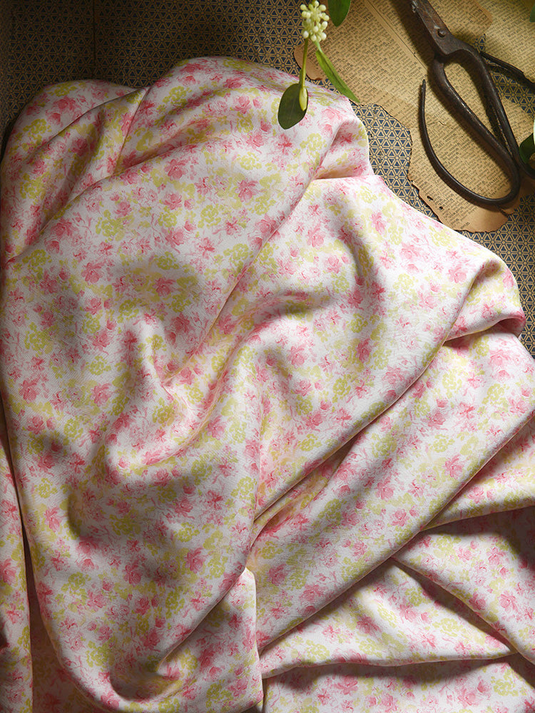 RYFENMEI - Hight 60 Count Rayon Satin Faux Silk Chinese Style Floral Cheongsam Dress Fabric - 145cm wide by the Yard