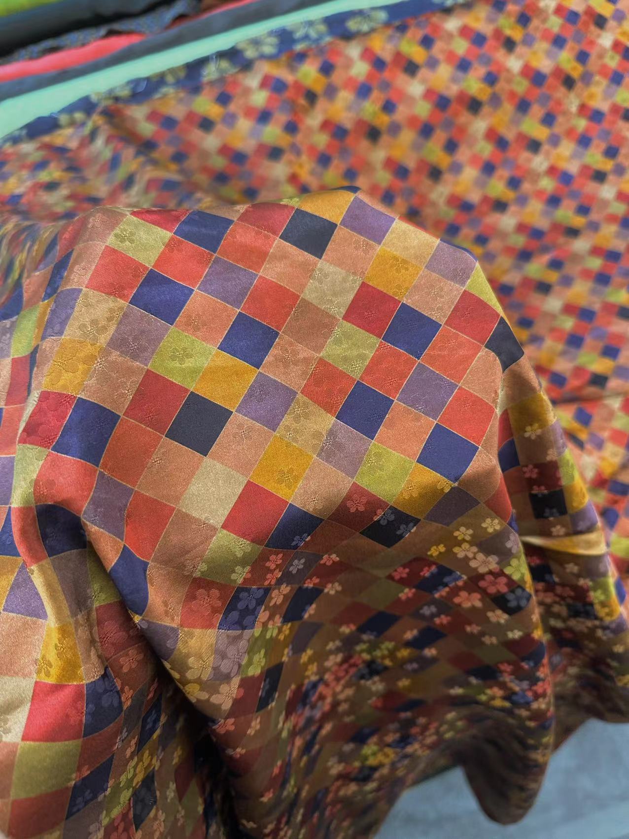 SXLLQP - Handmade 25 Momme HUALUO Jacquard Mud Silk Fabric (Openwork texture) - 114cm by the Yard