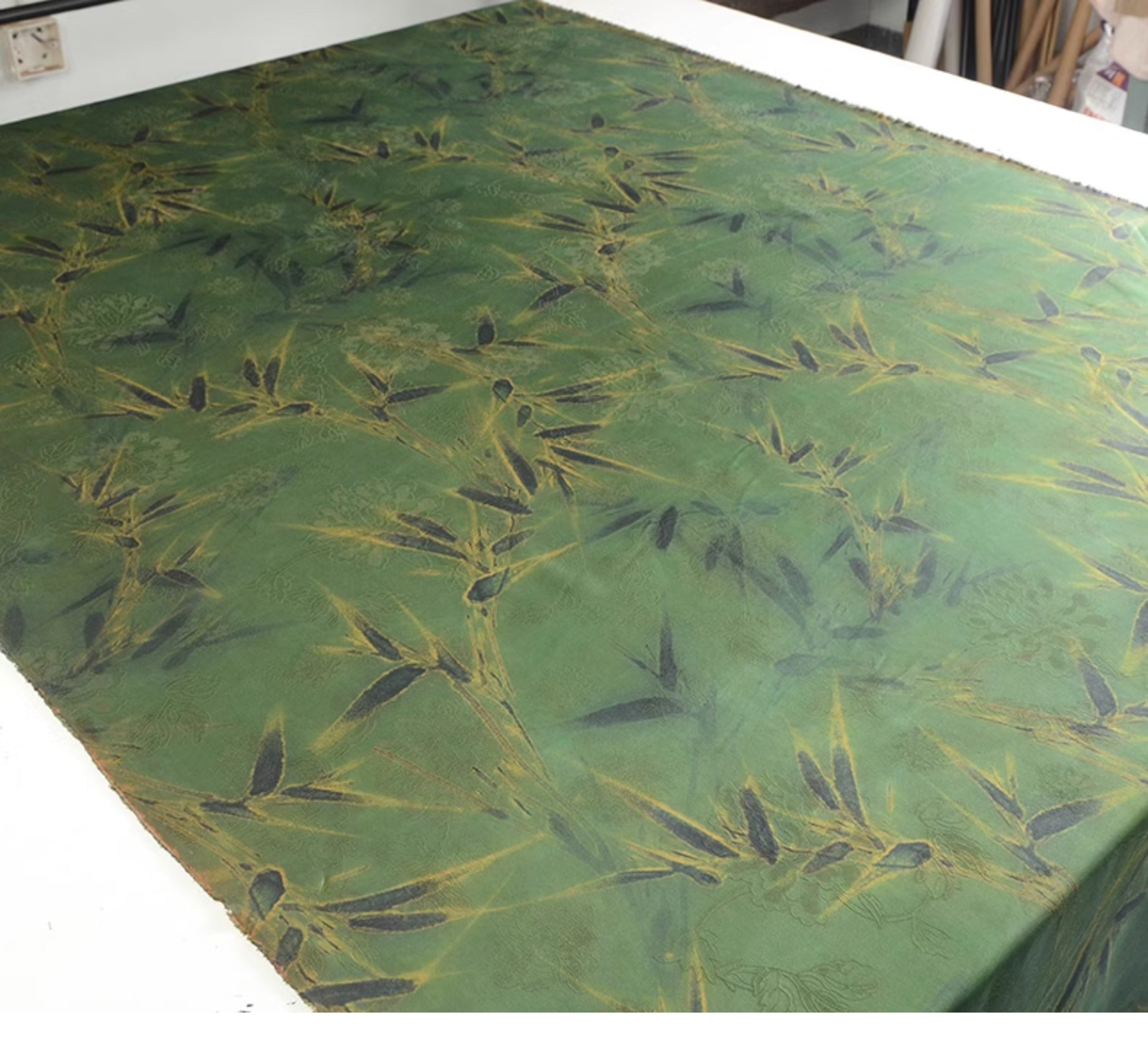 YPZZDM - Handmade 26 Momme HUALUO Jacquard Mud Silk Fabric (Openwork texture) - 110cm by the Yard