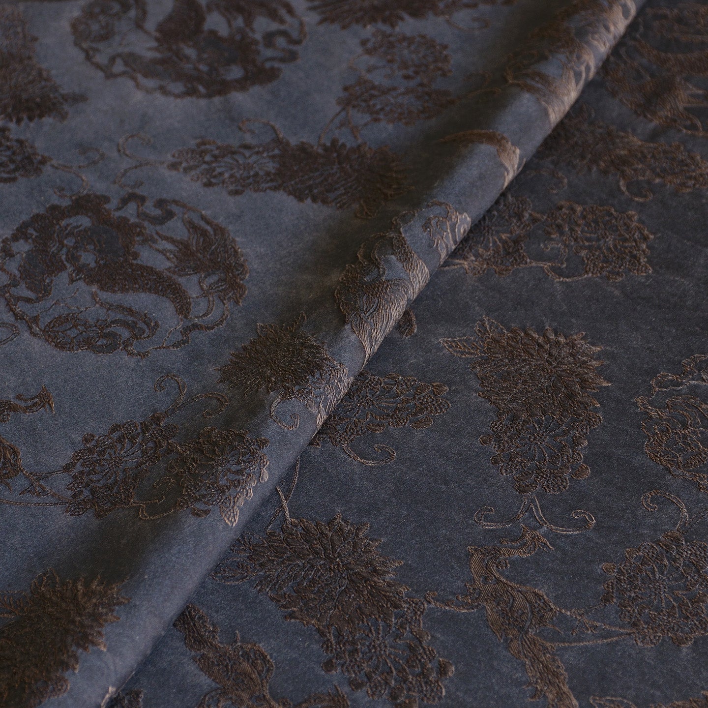 YPHYSA - Handmade 40 Momme Jacquard Mud Silk Fabric - 135cm by the Yard