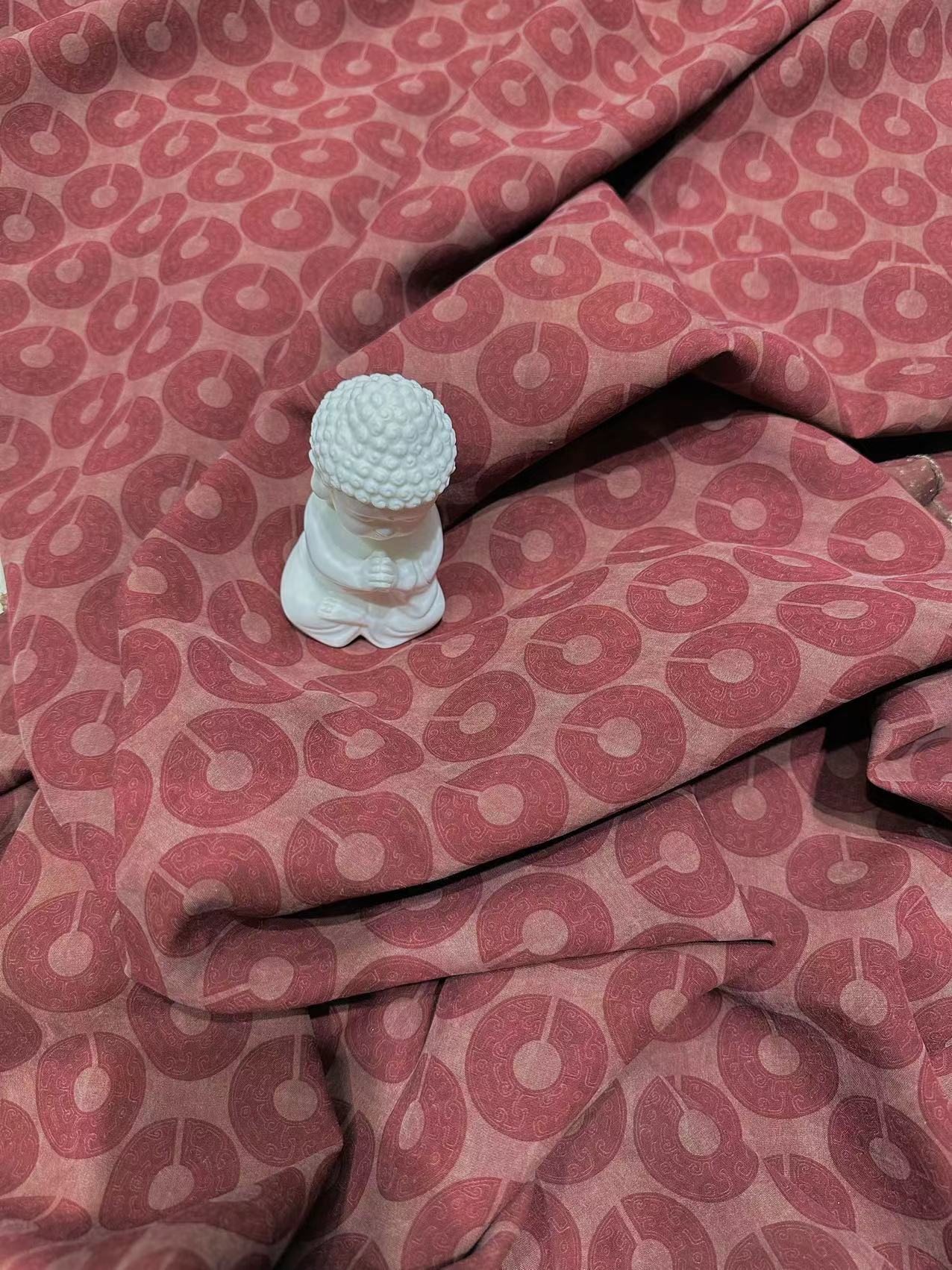 SXHDAW - 40 Momme Jacquard Mud Silk Plant Dye Vintage Style Pure Silk Fabric -114cm by the yard