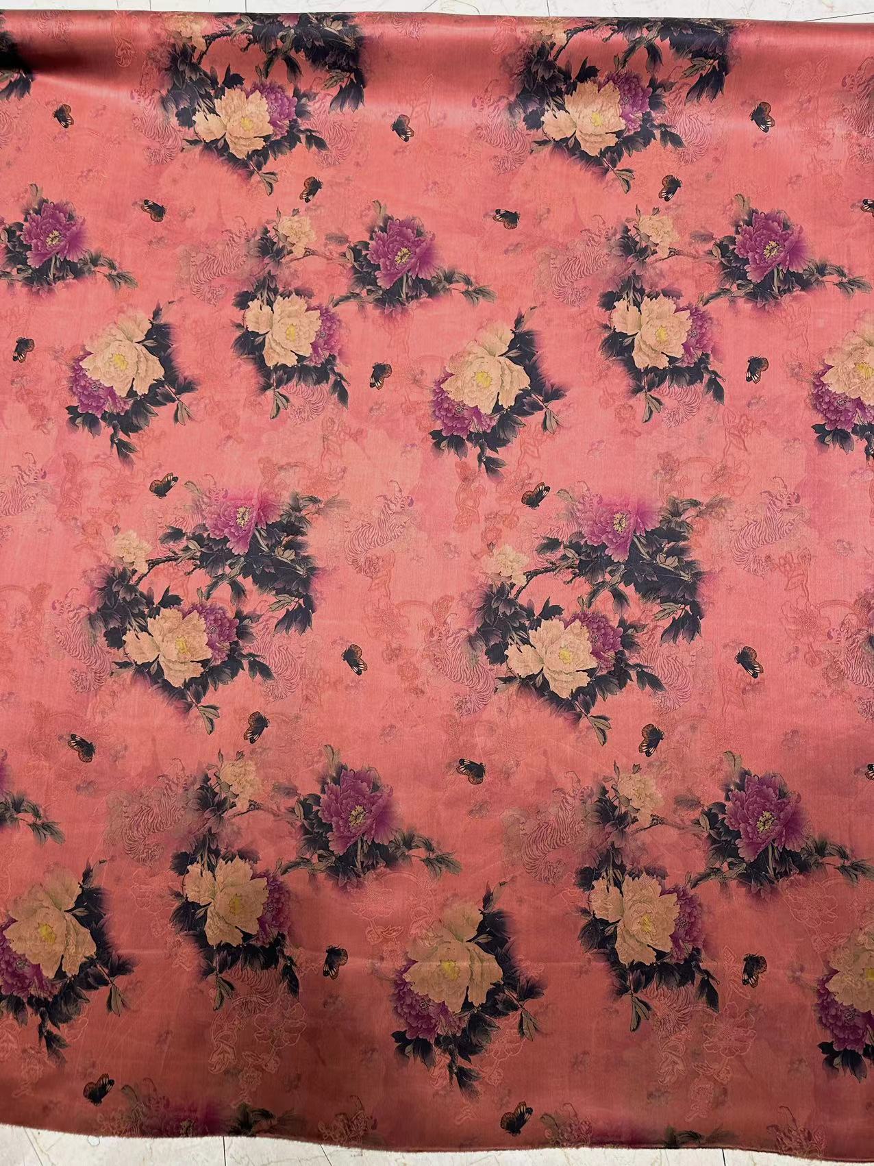 SXFENS - Handmade 25 Momme HUALUO Jacquard Hongyunsha Mud Silk Fabric (Openwork texture) - 114cm by the Yard