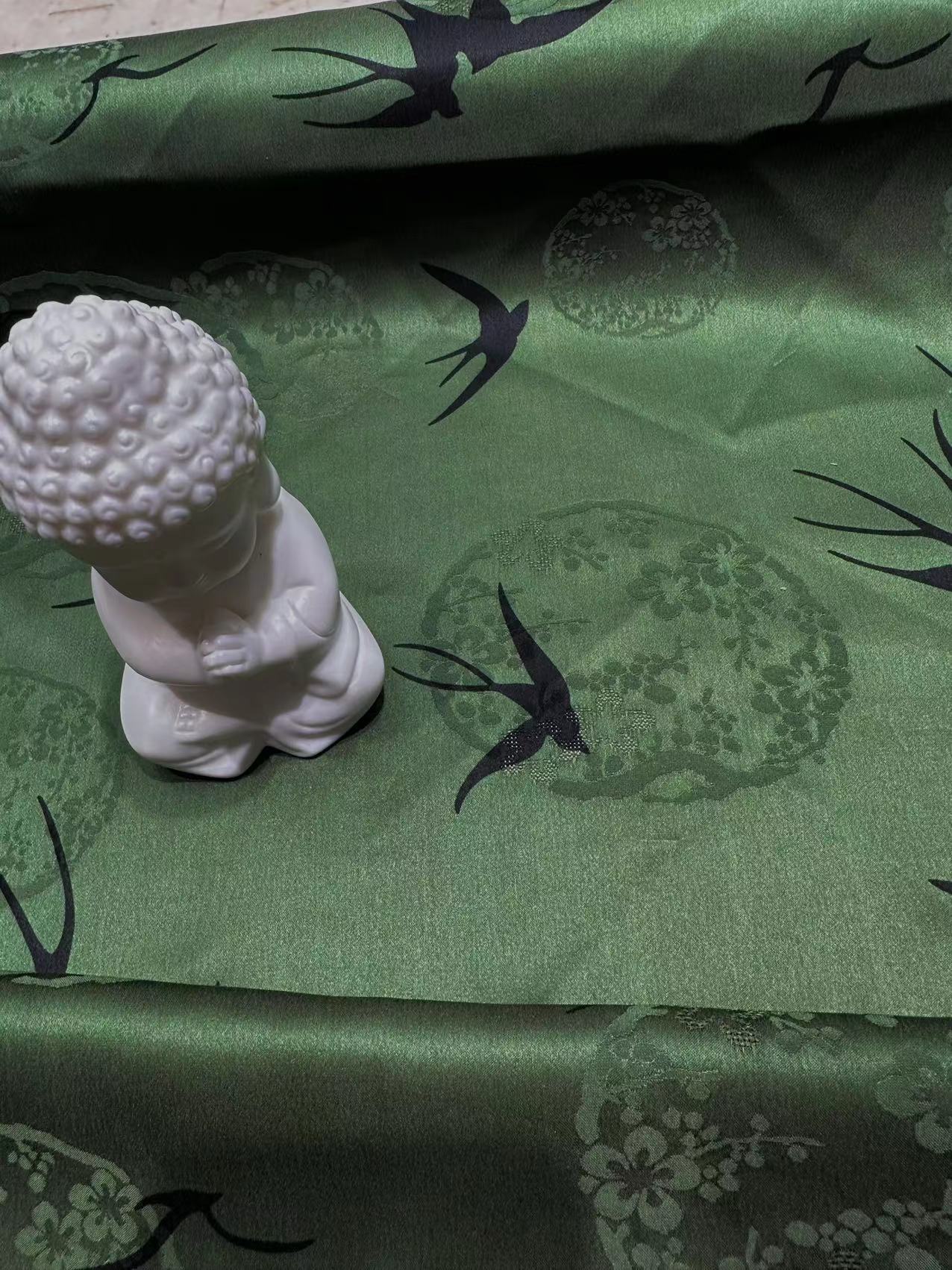 SXJLYZ - Handmade 25 Momme HUALUO Jacquard Hongyunsha Mud Silk Fabric (Openwork texture) - 114cm by the Yard