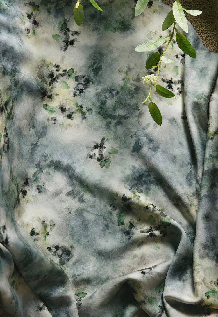 RYKONGYIN - Hight 60 Count Rayon Satin Faux Silk Chinese Style Floral Cheongsam Dress Fabric - 145cm wide by the Yard