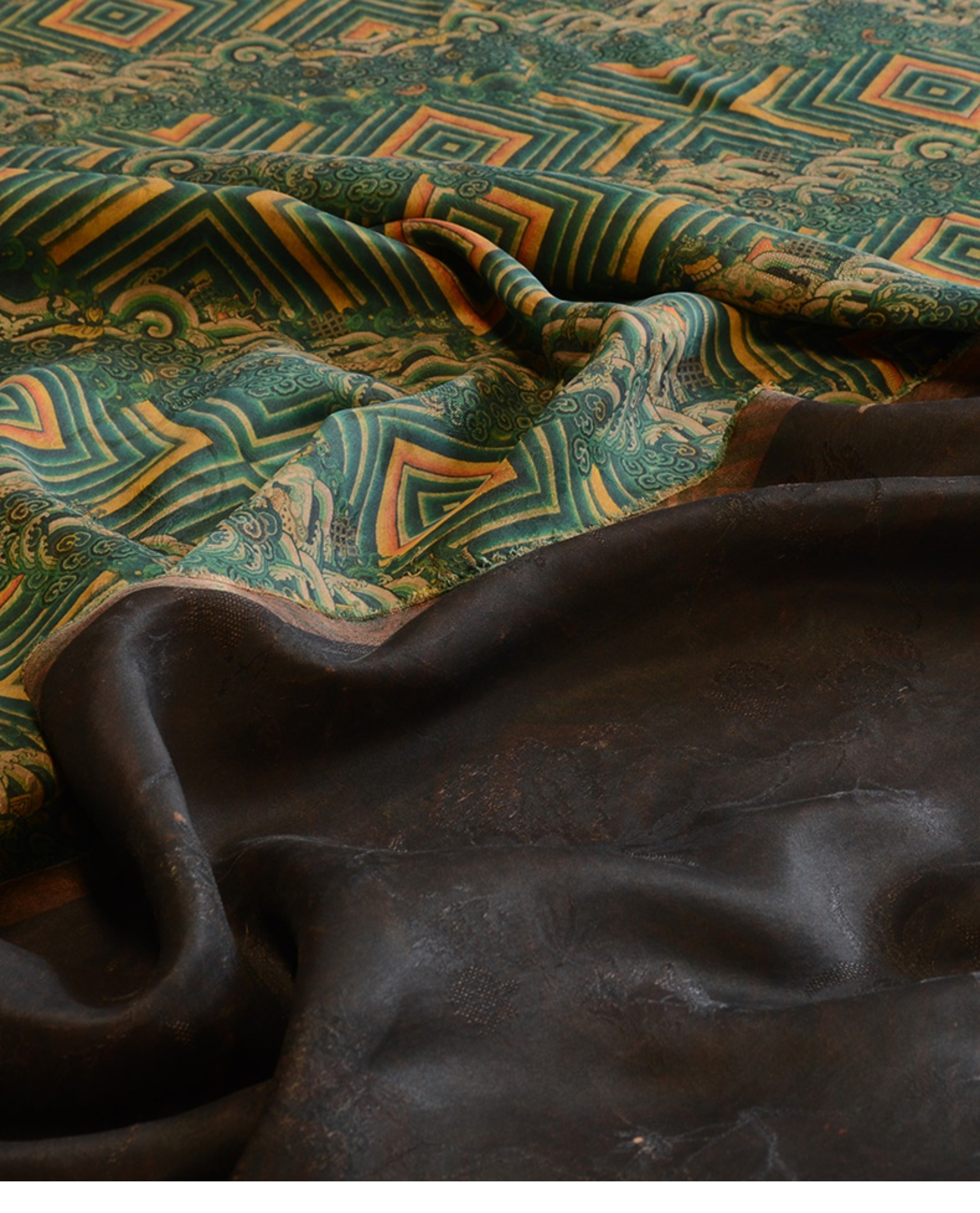 YPXYFK - Handmade 26 Momme HUALUO Jacquard Mud Silk Fabric (Openwork texture) - 110cm by the Yard