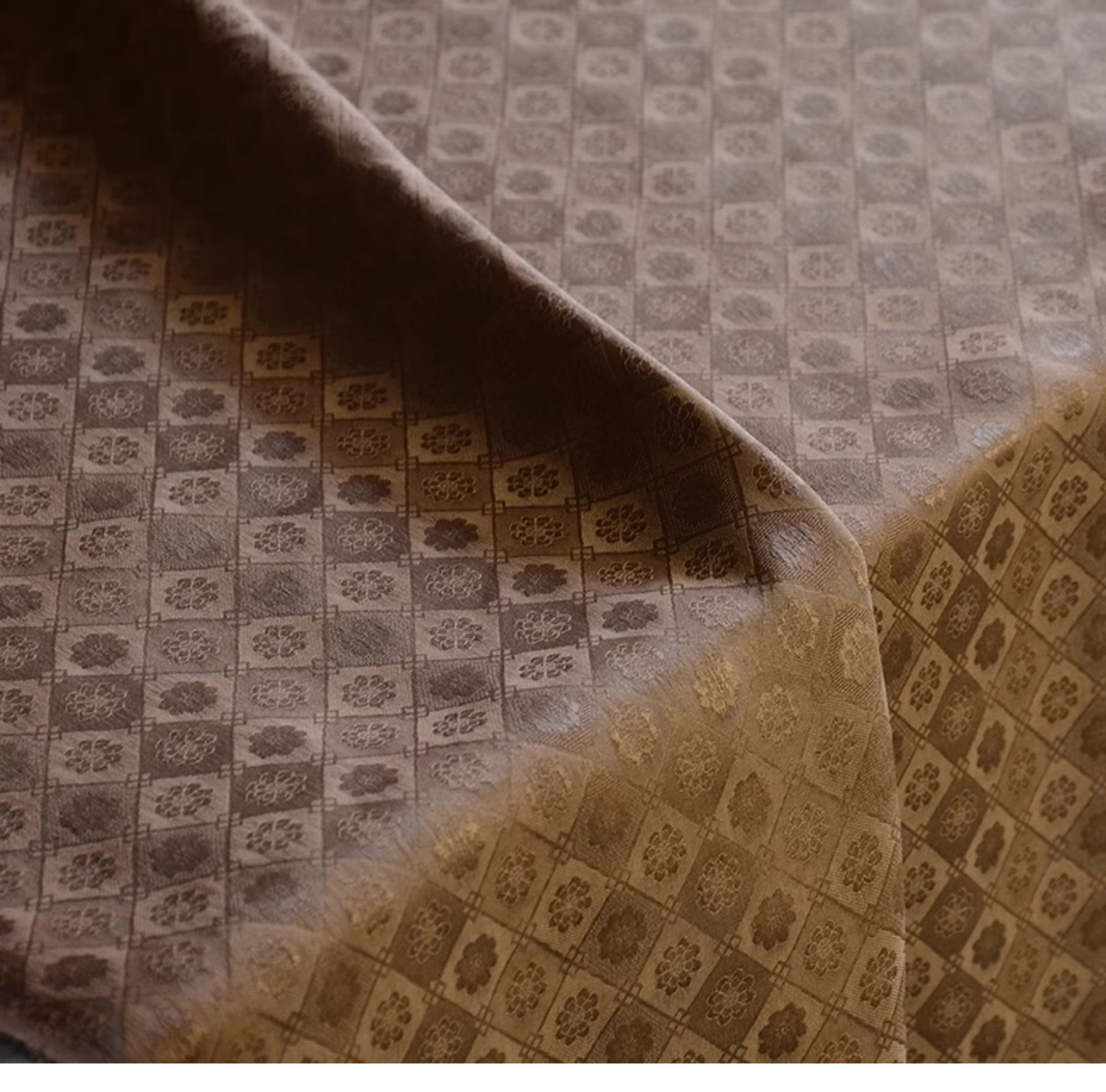 YPFGTH - Handmade 25 Momme HUALUO Jacquard Mud Silk Fabric (Openwork texture) - 110cm by the Yard