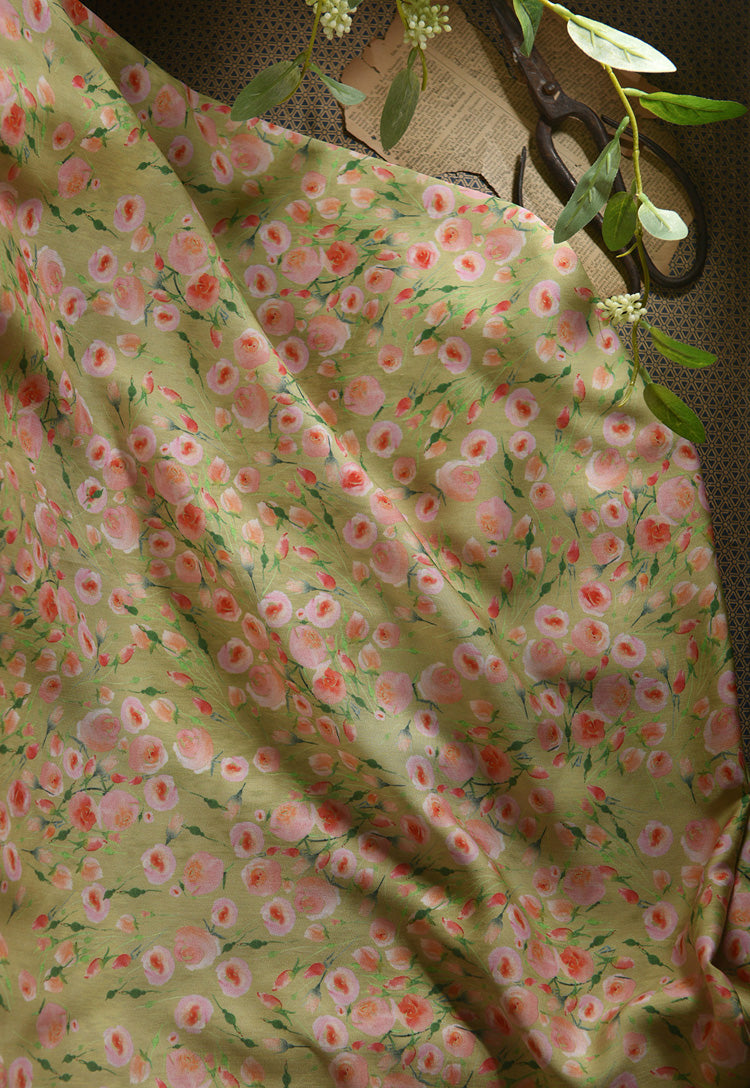 RYXIAFEI - Hight 60 Count Rayon Satin Faux Silk Chinese Style Floral Cheongsam Dress Fabric - 145cm wide by the Yard