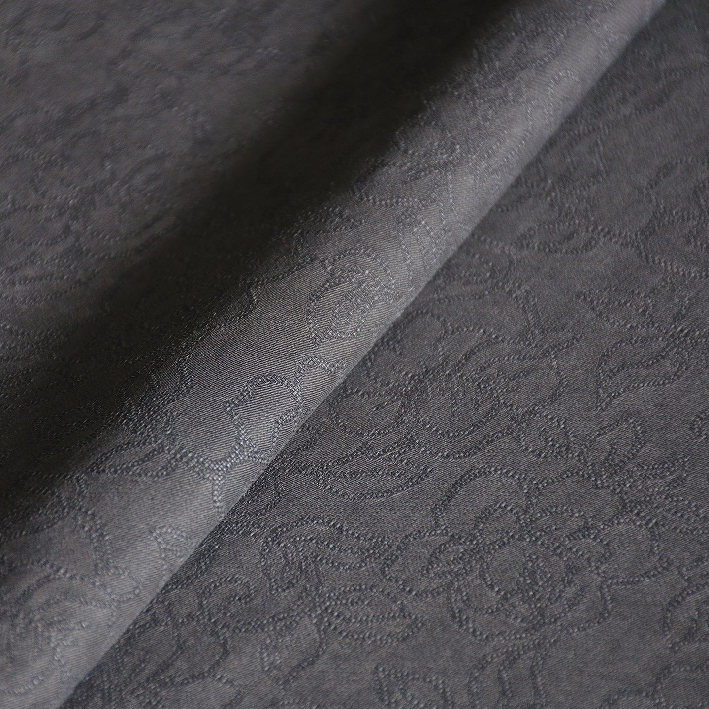 YPHYIY - Handmade 23 Momme HUALUO Jacquard Mud Silk Fabric (Openwork texture) - 110cm by the Yard