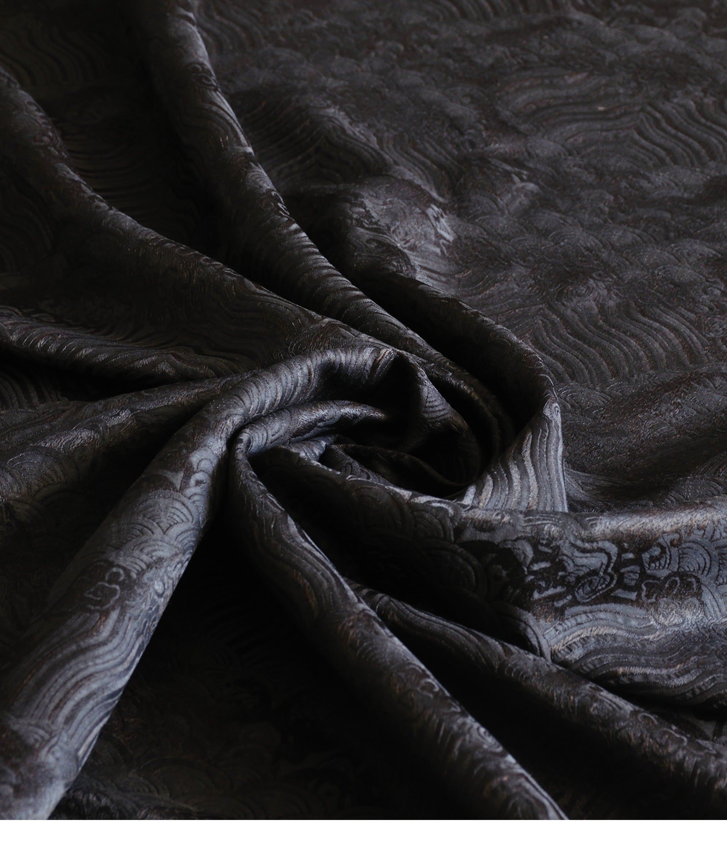 YPHILA - Handmade 40 Momme Jacquard Mud Silk Fabric - 135cm by the Yard