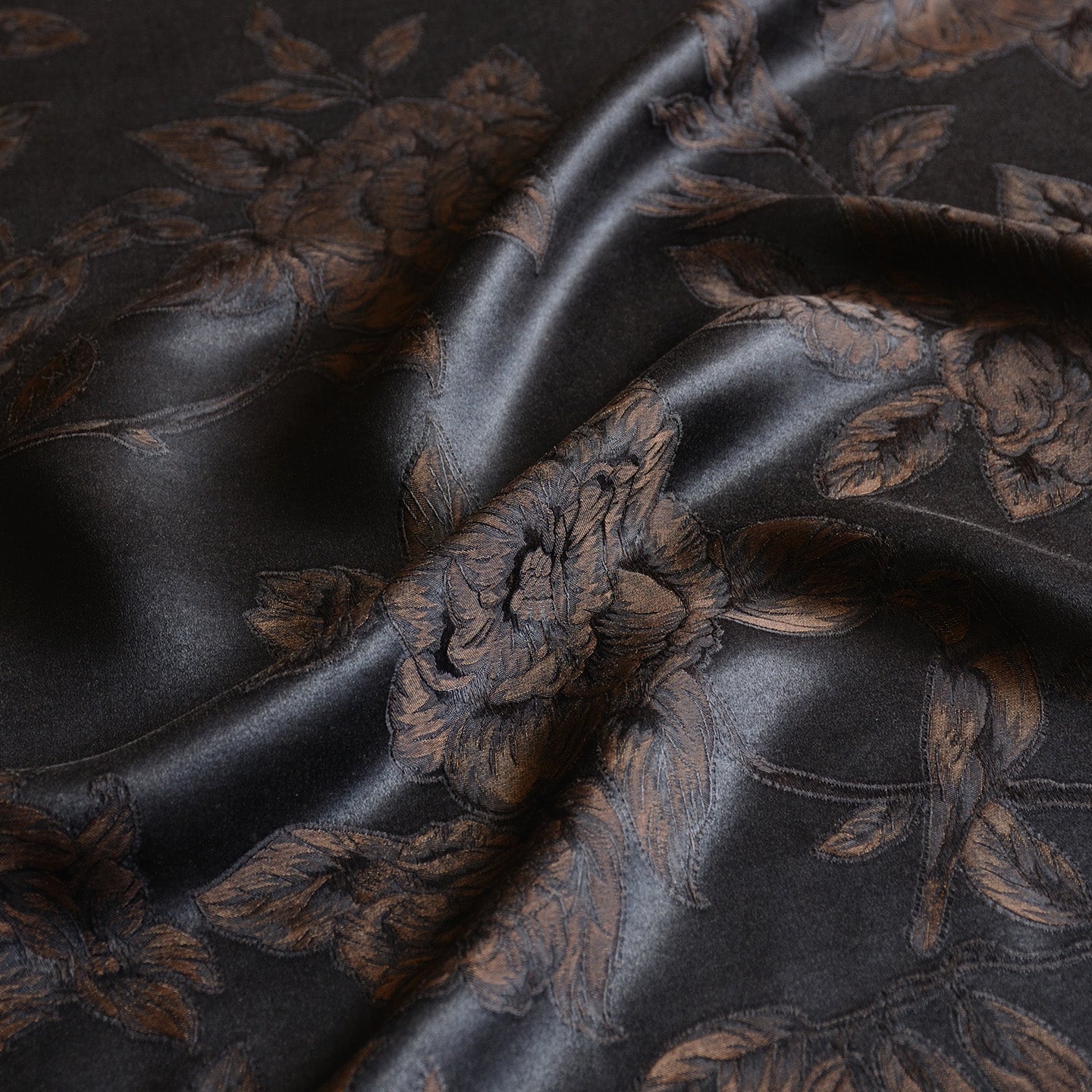 YPHYSI - Handmade 40 Momme Jacquard Mud Silk Fabric - 135cm by the Yard