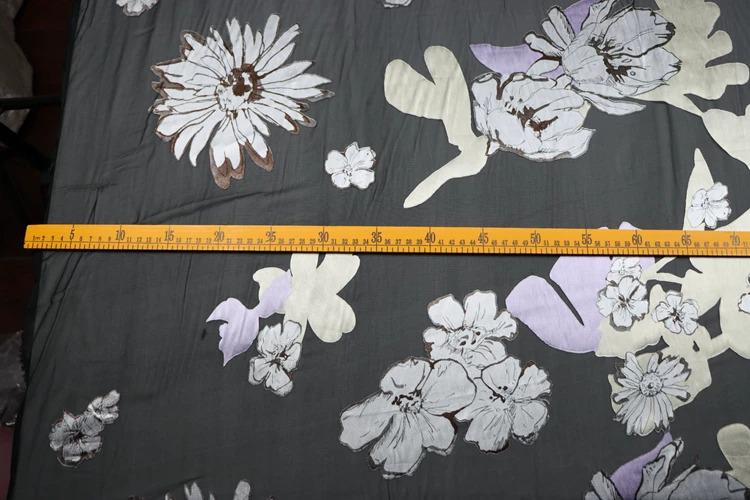 JFHHDHR - Silk Devore Satin Fabric, 16 Momme Black Burnout Big Floral , 130 cm Wide by the Yard