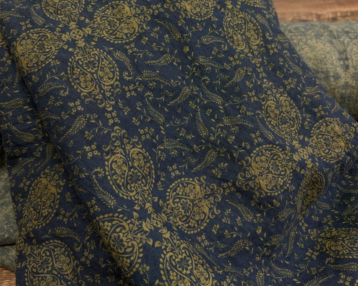 BJYULN - 100% Linen, Vintage Style Digital Print, 200 gram 135cm wide by the Yard