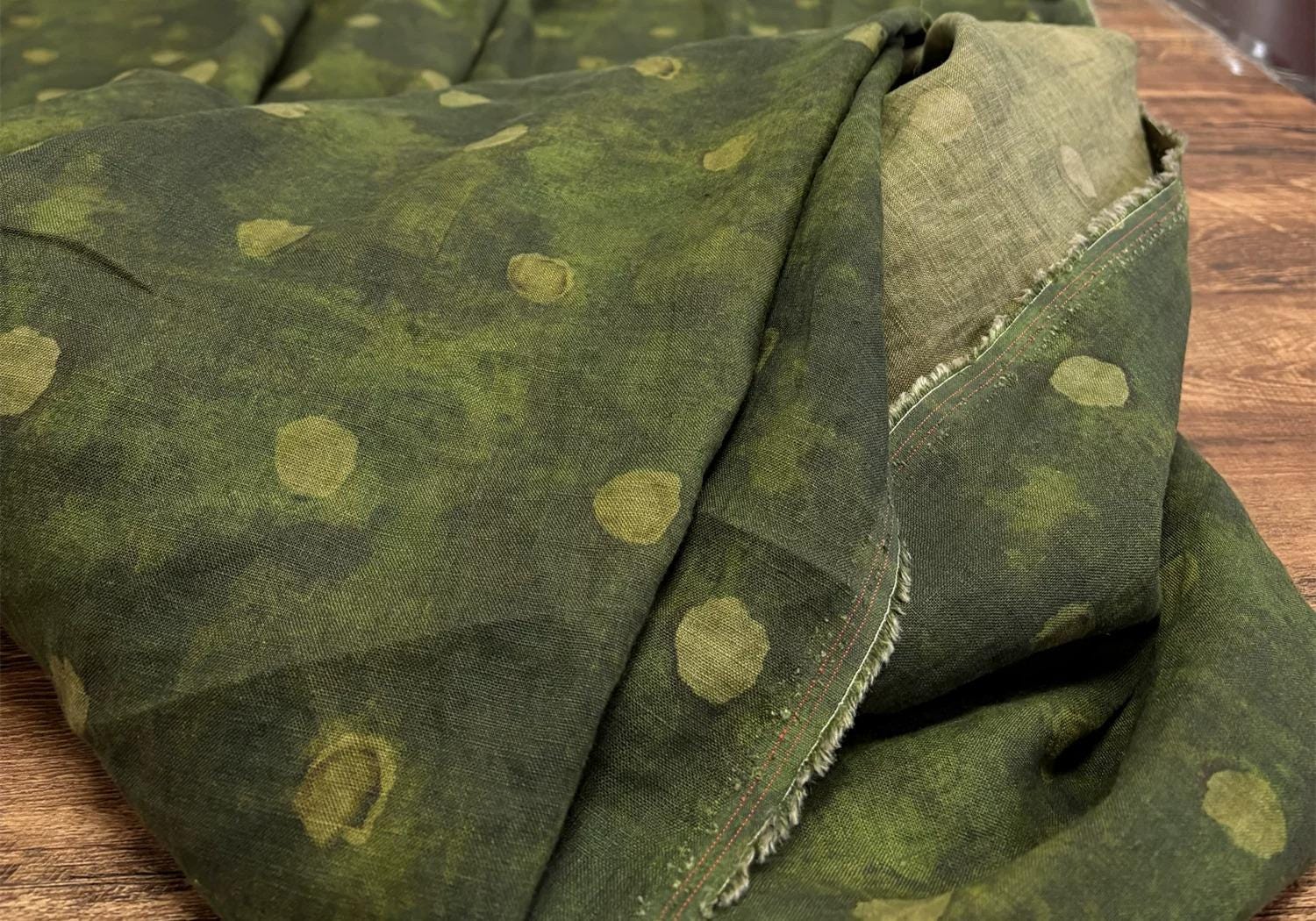 BJIUMO - 100% Linen, Vintage Green Yellow Digital Print, 200 gram 135cm wide by the Yard