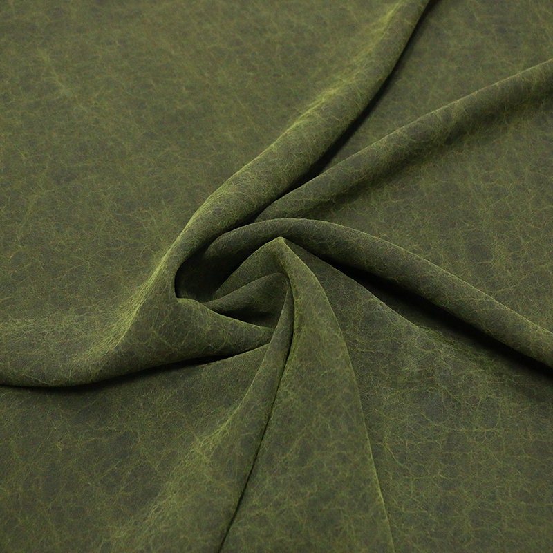 LVGUIW - Green Grass Cracks 25 Momme Handmade Plant Dye Mud Silk Fabric, 110cm by the Yard
