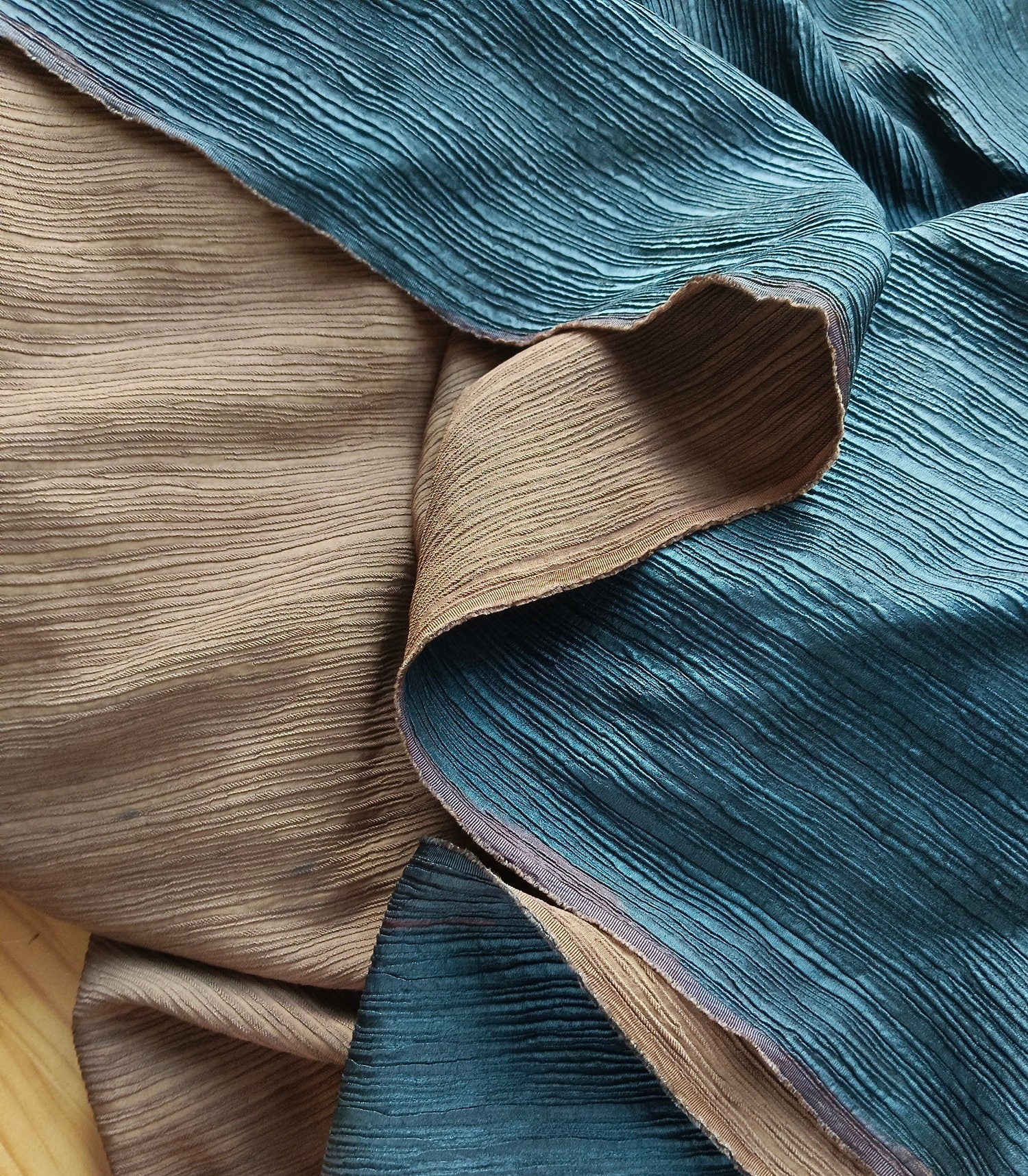 SHUNYUDUAN - 40 Momme Handmade Plant Dye Jacquard Crinkled Mud Silk Satin Fabric - 140cm wide by the Yard