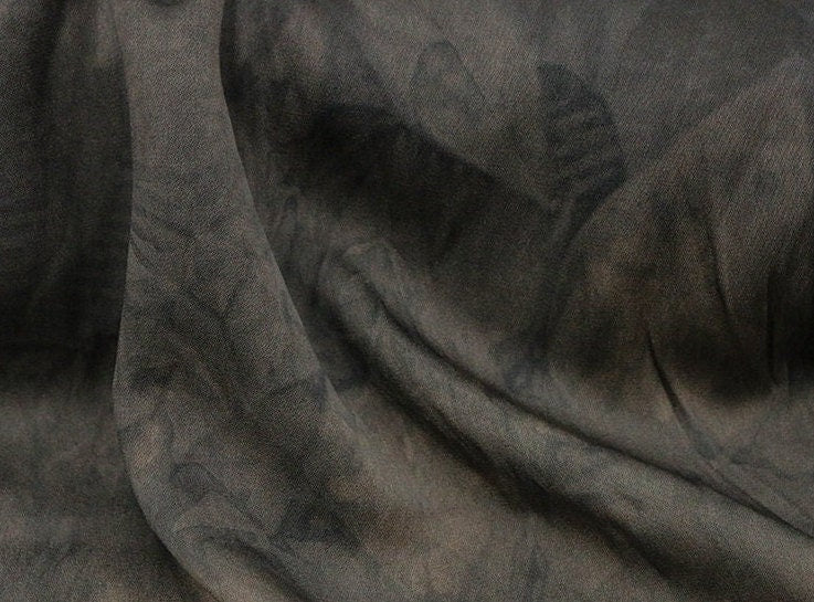KAOLA - 30 Momme Handmade Double-Sided Satin Plant Mud Tie-dyed Fragrant Cloud Yarn Fabric - 100cm by the Yard