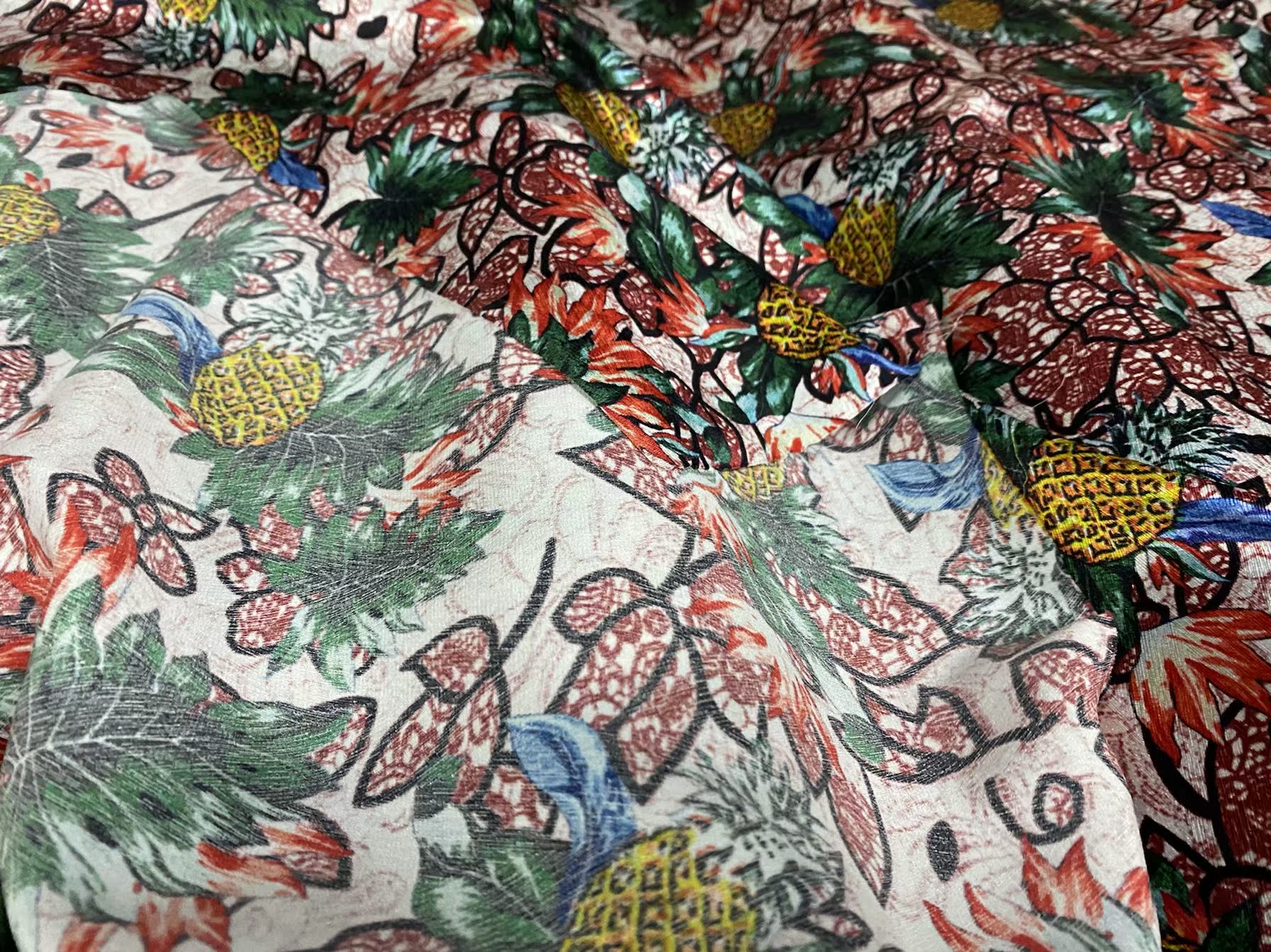 BOLUOY - 22 Momme Pineapple Romantic Floral Pattern Digital Print Stretch Silk Satin Fabric - 108cm wide by the Yard