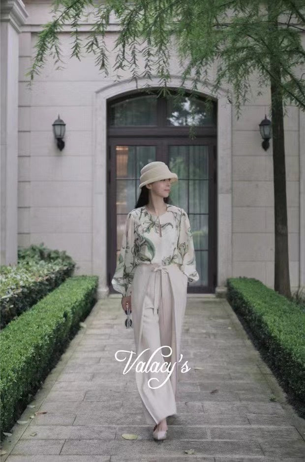 BUBBDL - 21 Momme Green Leaves on White Background Digital Print Stretch Silk Satin Fabric - 140cm wide by the Yard