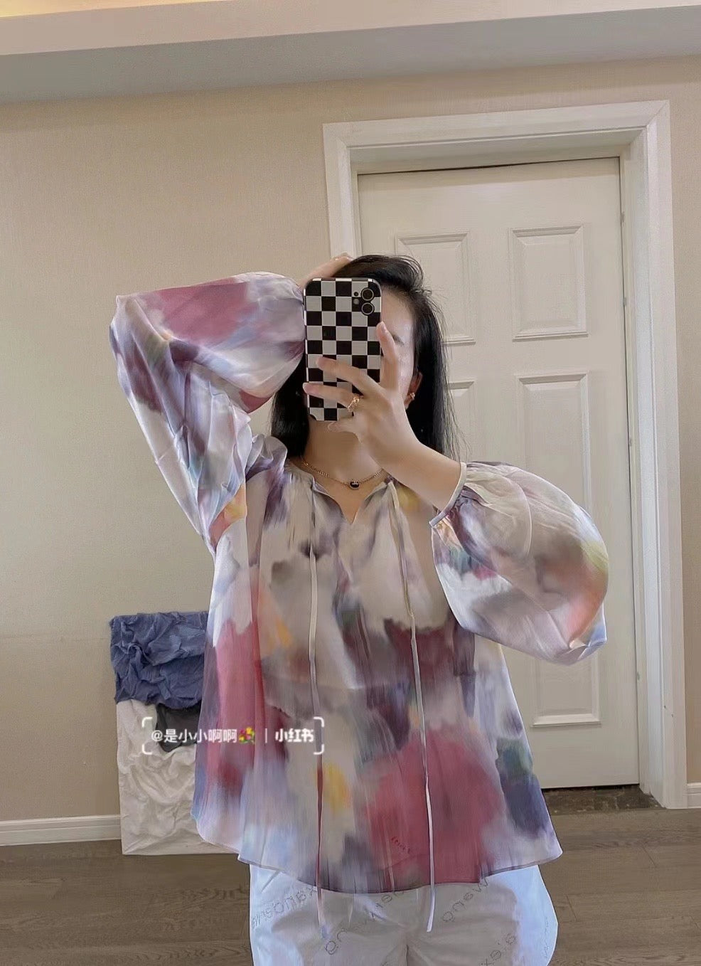 BUBCYR - 21 Momme Blurred Style Digital Print Stretch Silk Satin Fabric - 140cm wide by the Yard