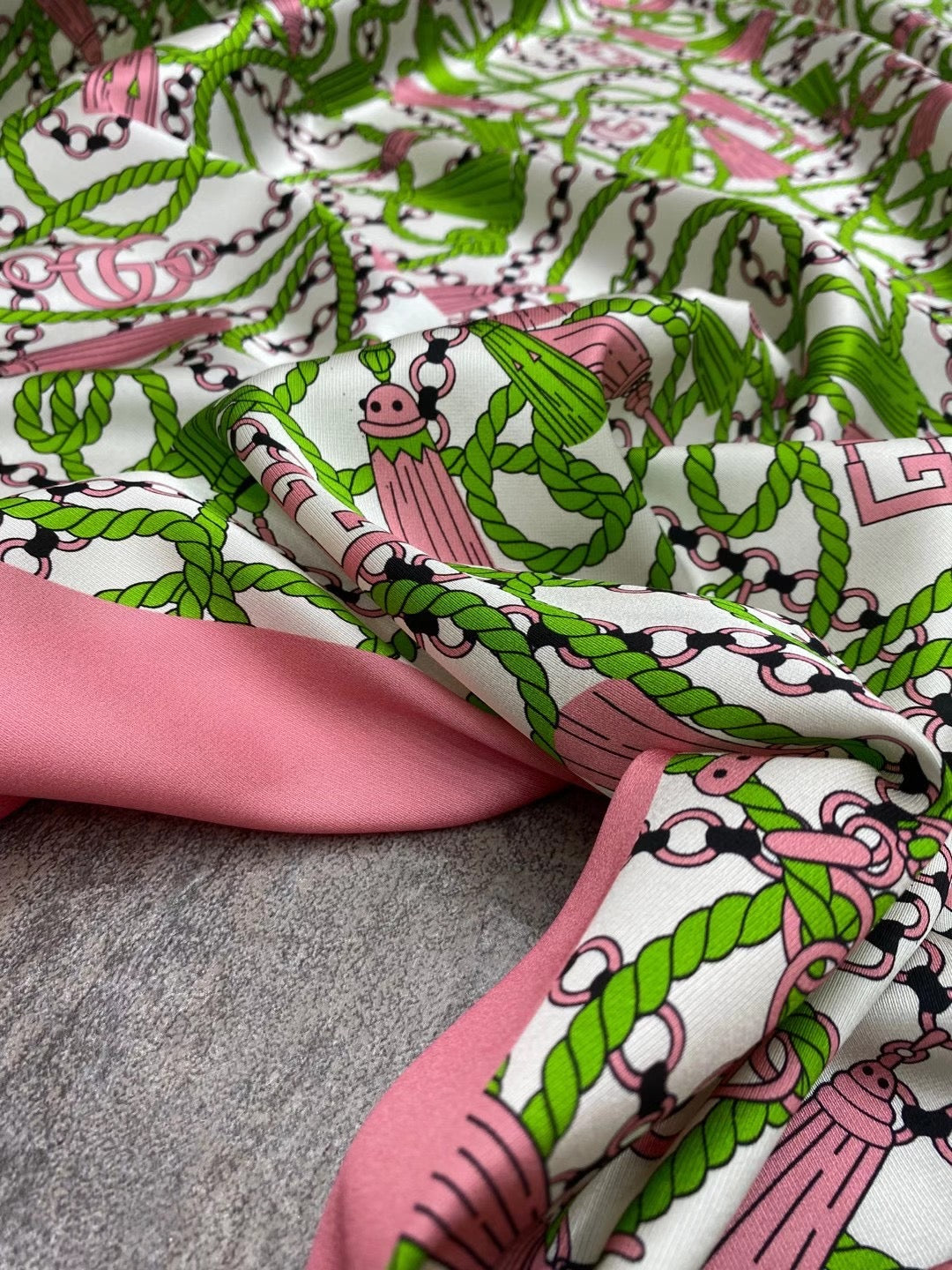BUBFLL - 21 Momme Pink and Green Contrast Classic Chain Digital Print Stretch Silk Satin Fabric - 140cm wide by the Yard