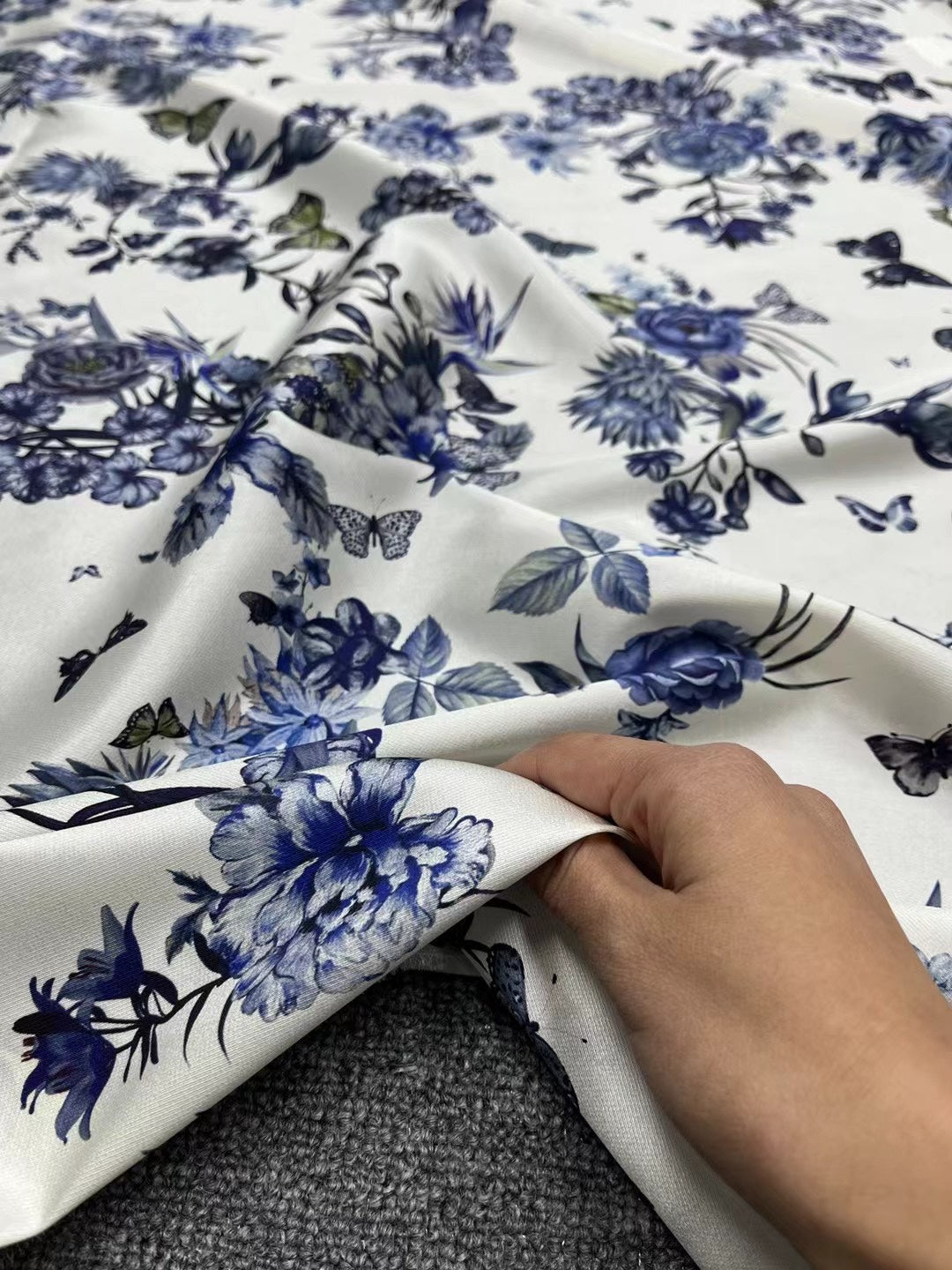 BUBHDP - 21 Momme Digital Print Stretch Silk Satin Fabric - 140cm wide by the Yard