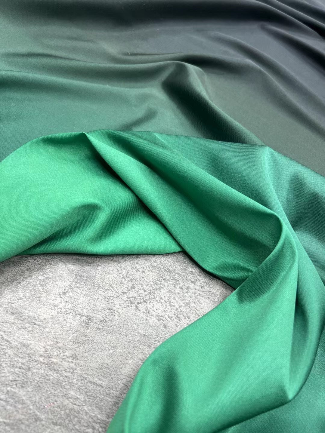 BUBLJB - 21 Momme Green Gradient Color Digital Print Stretch Silk Satin Fabric - 140cm wide by the Yard