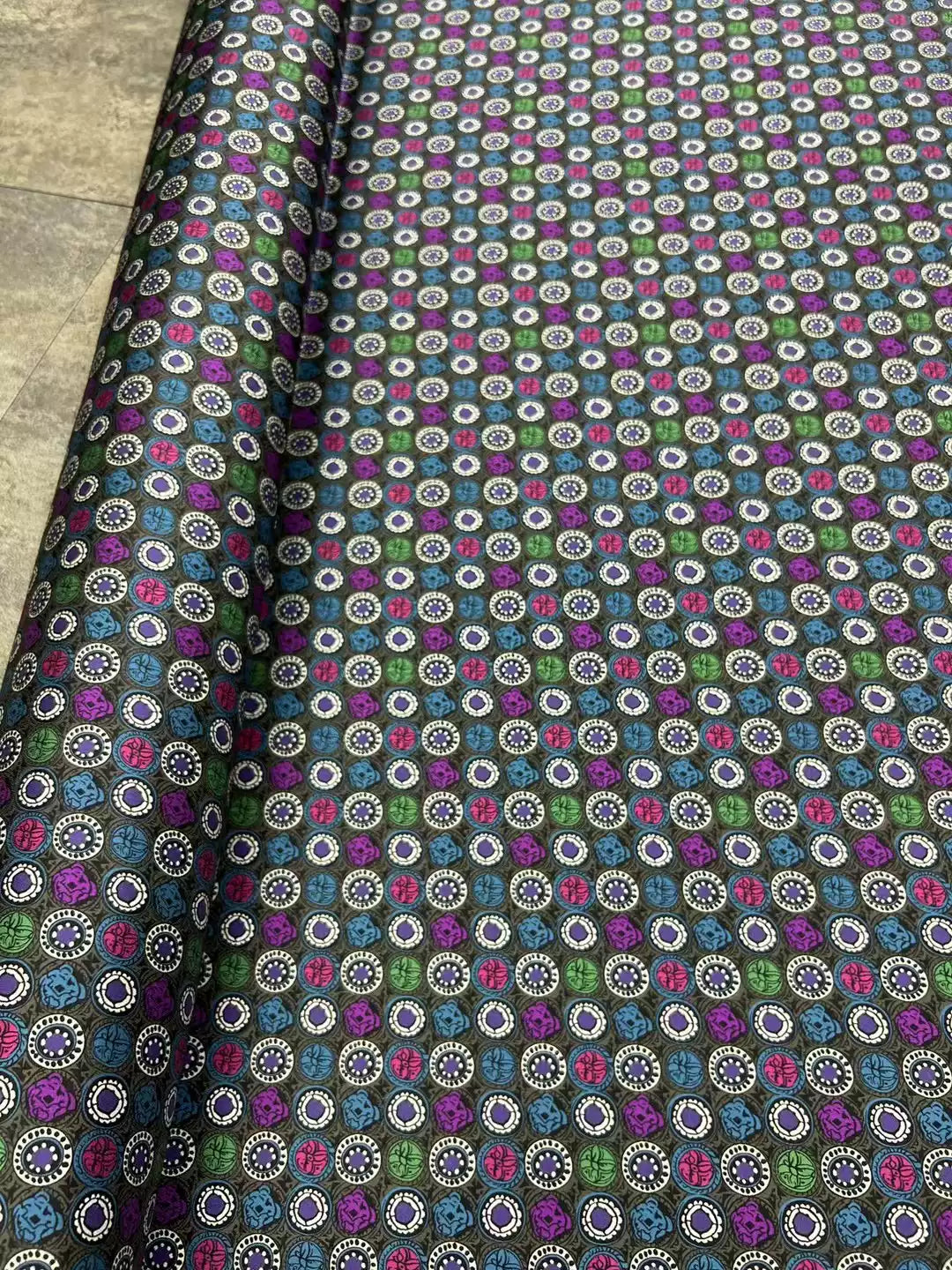 BUBZSY - 21 Momme Contrast Color Circle Graphics Digital Print Stretch Silk Satin Fabric - 140cm wide by the Yard
