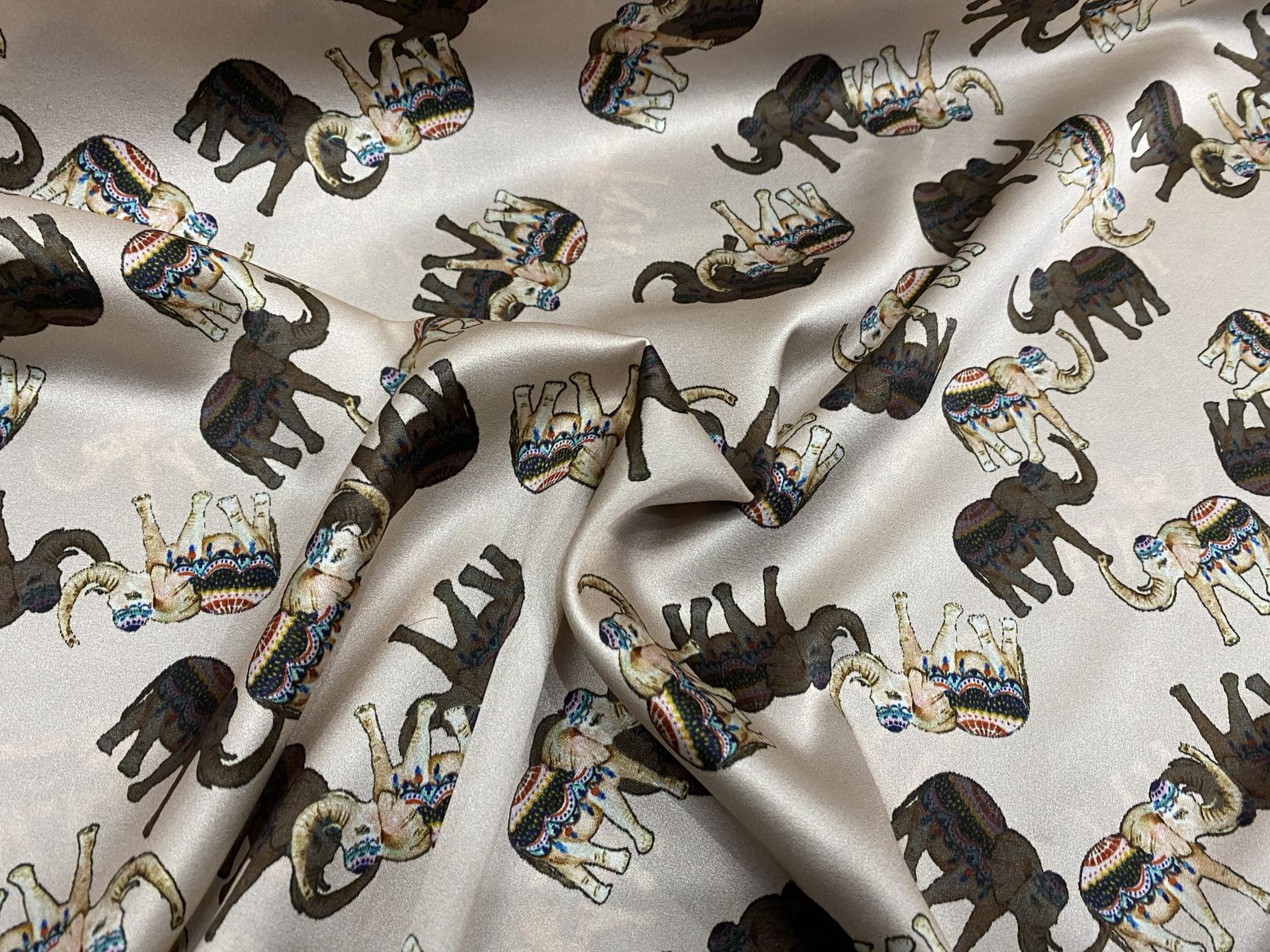 DAELEP - 19 Momme Elephant Pattern Digital Print Stretch Silk Satin Fabric - 140cm wide by the Yard
