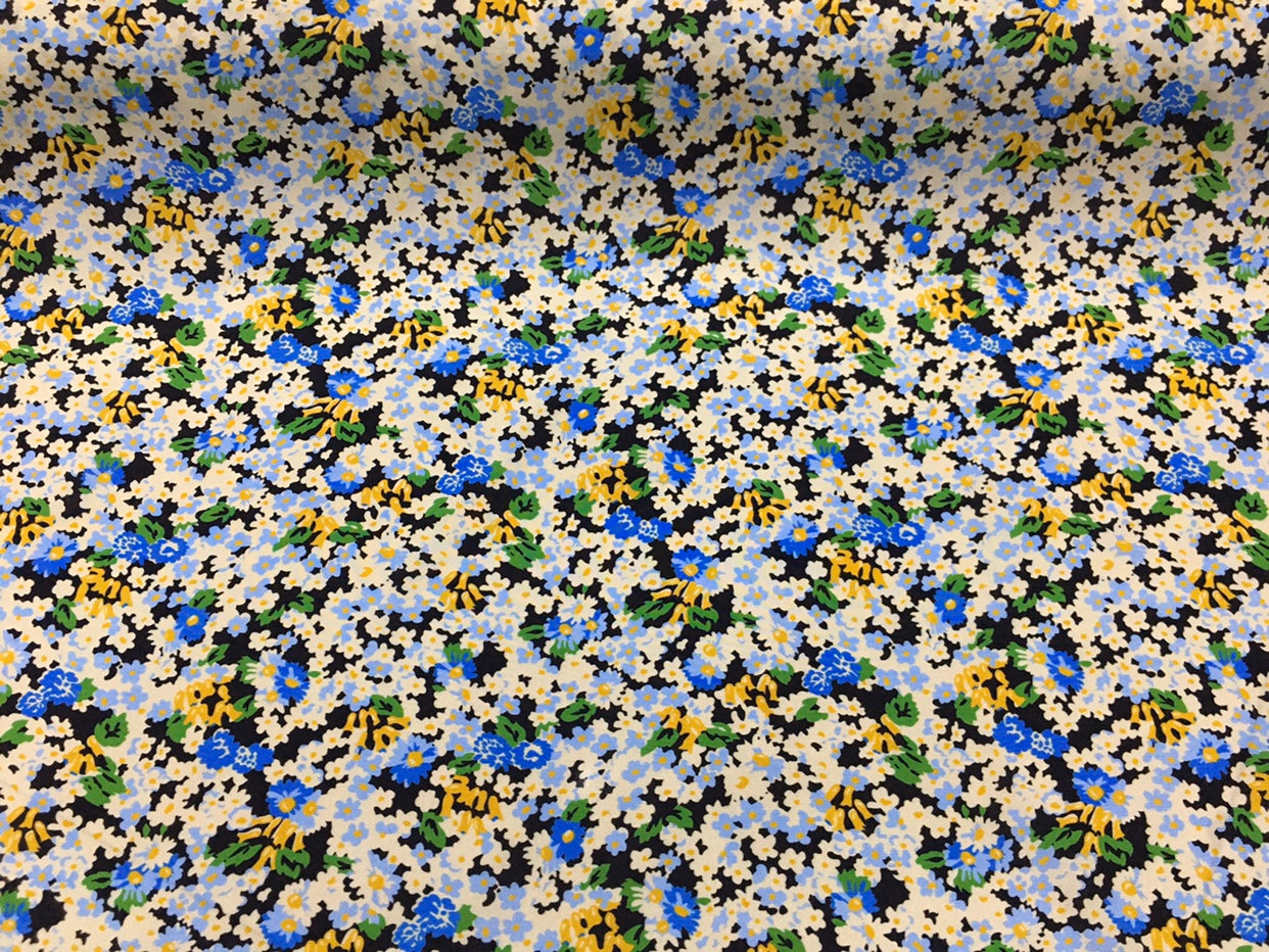 DOBSUI - 19 Momme Small Florals Pattern Digital Print Stretch Silk Satin Fabric - 140cm wide by the Yard