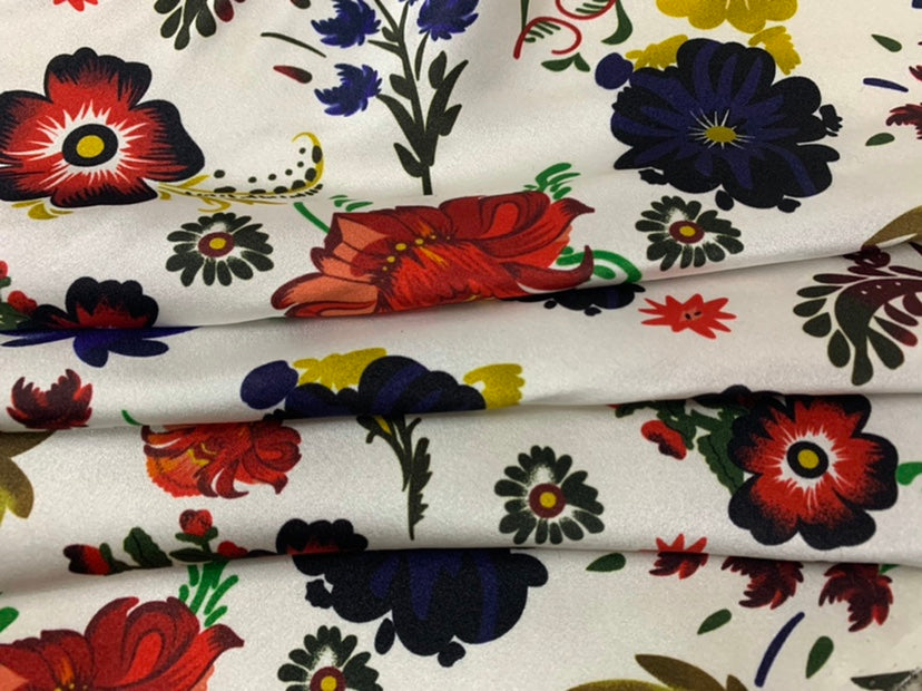 FADUOH - 19 Momme Romantic Floral Pattern Digital Print Stretch Silk Satin Fabric - 108cm wide by the Yard