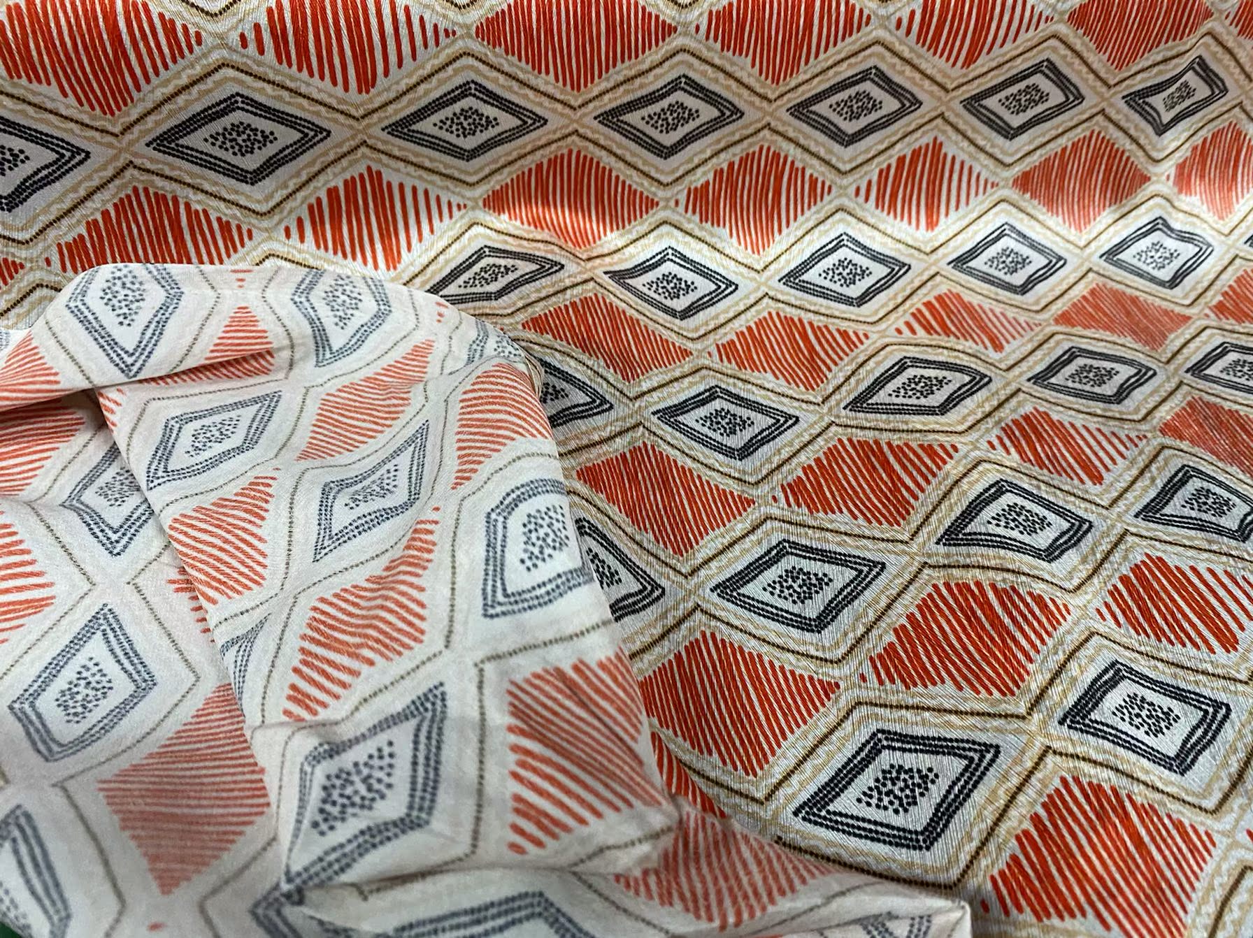 LENXGE - 22 Momme Diamond Lattice Pattern Digital Print Sangbo Stretch Silk Satin Fabric - 108cm wide by the Yard