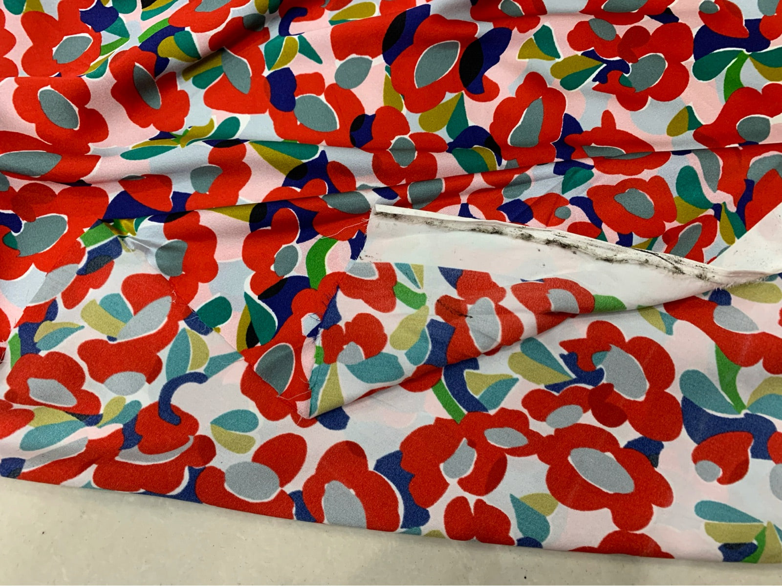 LITSUFA - 19 Momme Flowers Pattern Digital Print Stretch Silk Satin Fabric - 140cm wide by the Yard