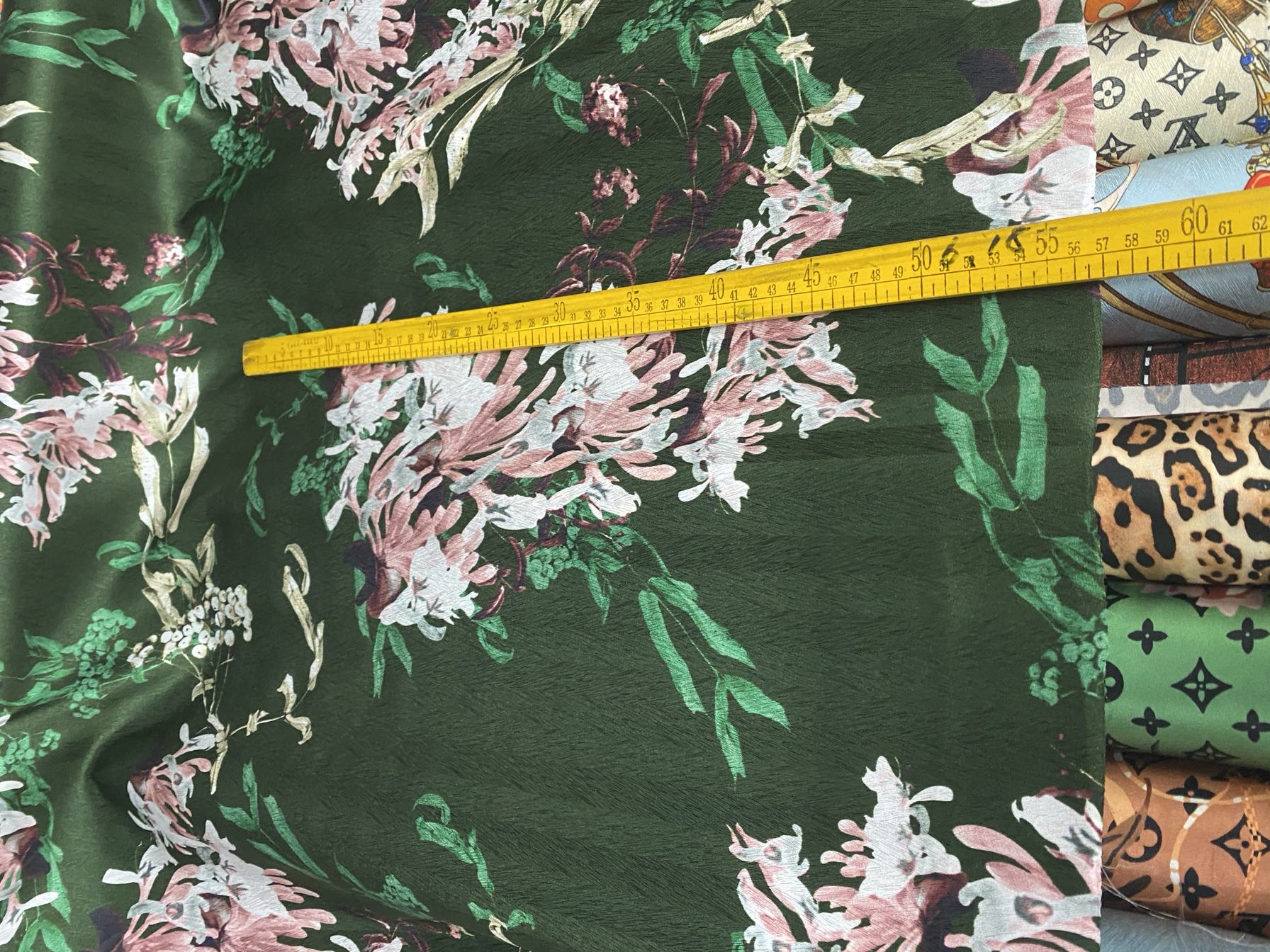 MOULIV - 22 Momme Flower Pattern Digital Print Stretch Silk Satin Fabric - 108cm wide by the Yard