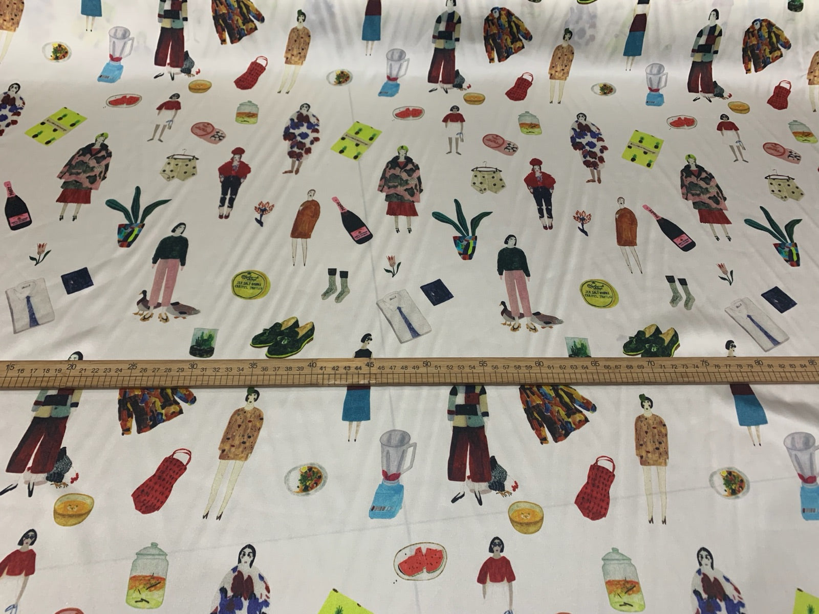 PINGUA - 19 Momme Fashionable and Modern Pattern Digital Print Stretch Silk Satin Fabric - 108cm wide by the Yard