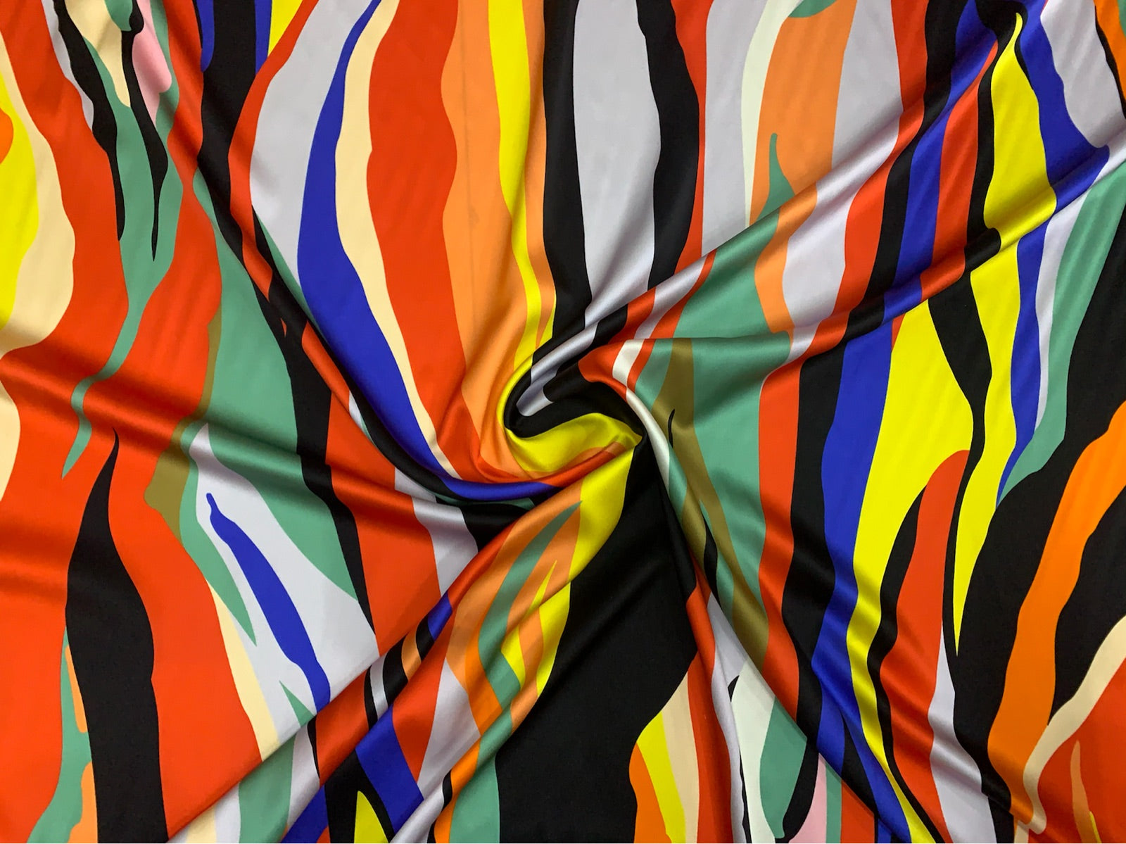QCATIA - 19 Momme Color Stripes Pattern Digital Print Stretch Silk Satin Fabric - 140cm wide by the Yard