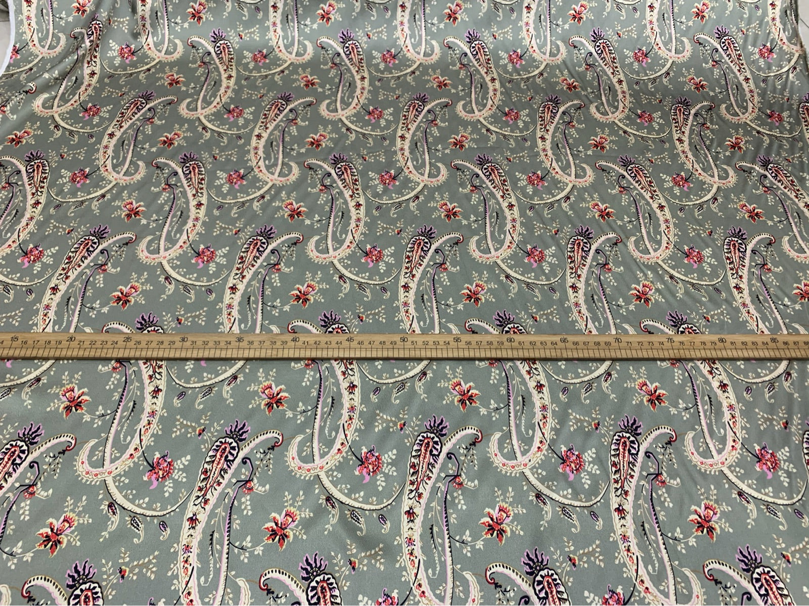 RUYAOG - 19 Momme Cashew Flower Pattern Digital Print Stretch Silk Satin Fabric - 108cm wide by the Yard