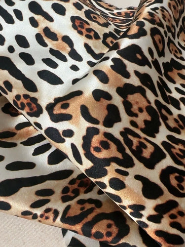 SEXBAO - 19 Momme Dark Green Peach Blossom Pattern Digital Print Stretch Silk Satin Fabric - 108cm wide by the Yard