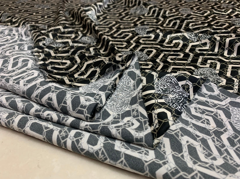 YINXGL - 19 Momme Ginkgo Leaf Pattern Digital Print Stretch Silk Satin Fabric - 135cm wide by the Yard