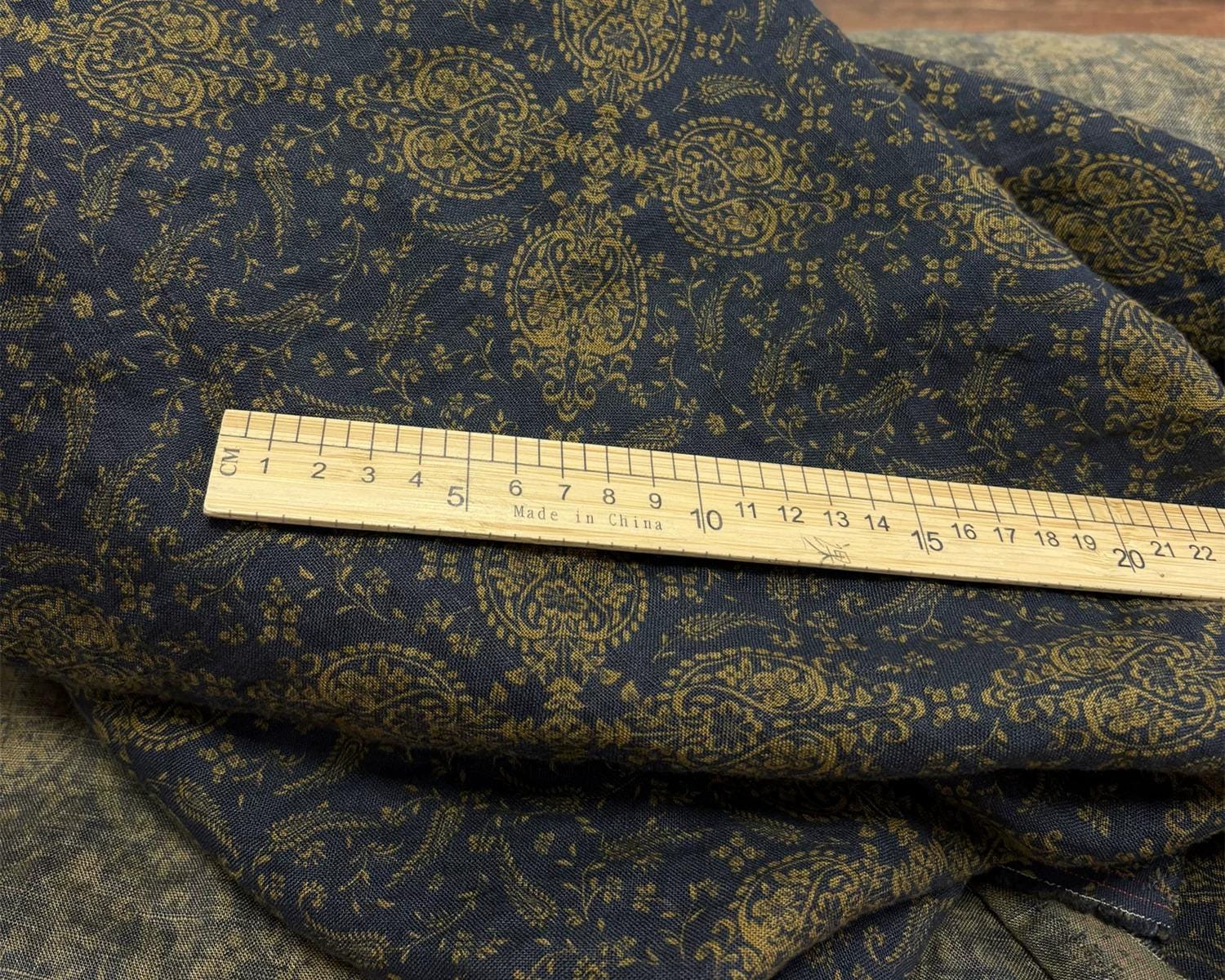 BJYULN - 100% Linen, Vintage Style Digital Print, 200 gram 135cm wide by the Yard