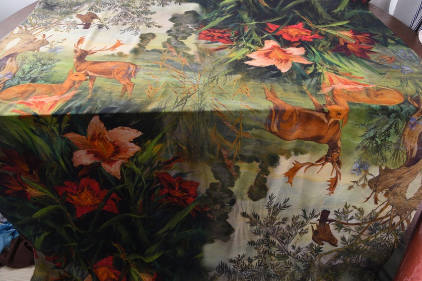 LUBAIHE - Deer and Lilies Print Silk Crepe de Chine Fabric fixed size 140cm x 118cm - 4 fixed sizes