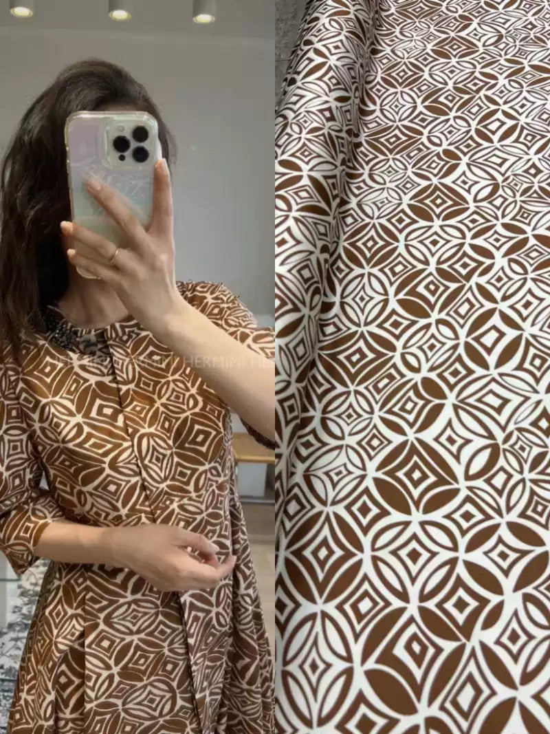 BUBFGQ - 21 Momme Retro Copper Coin Pattern Digital Print Stretch Silk Satin Fabric - 140cm wide by the Yard