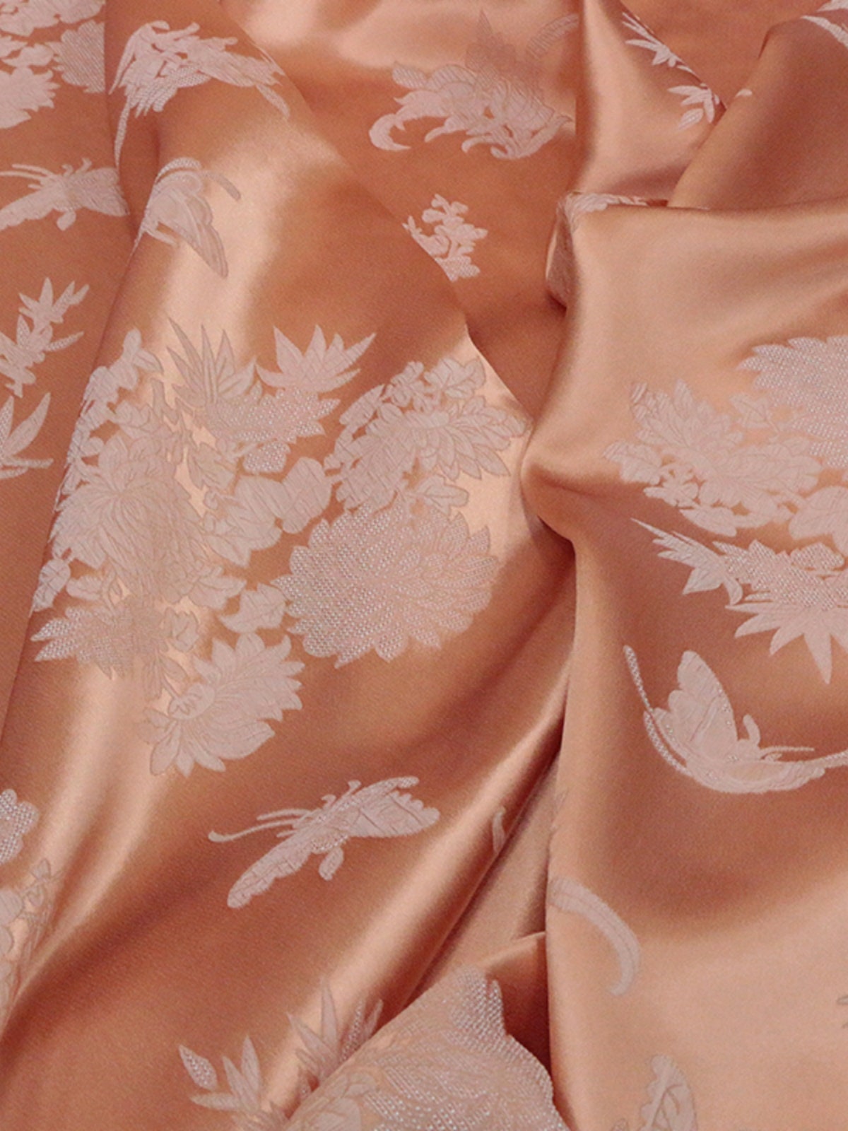 QIAWEI - Handmade Embossed Guanle Crepe Jacquard Stretch Elasticity Silk Fabric - 138cm wide by the Yard