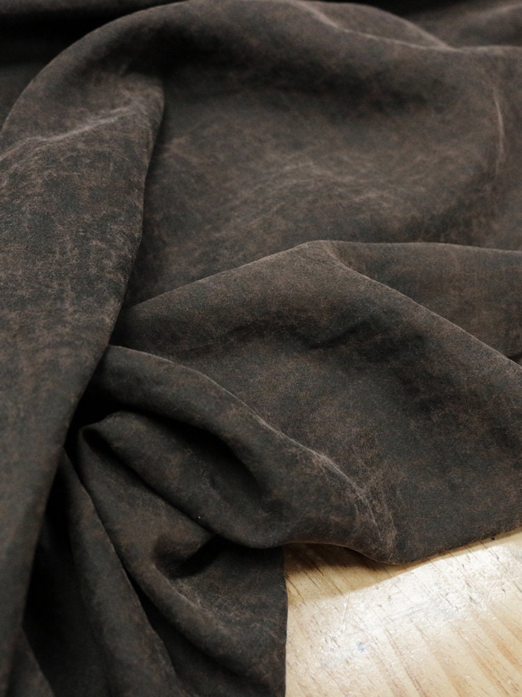 RCGUIW - Rust Color Cracks 22 Momme Handmade Plant Dye Mud Silk Fabric, 110cm by the Yard