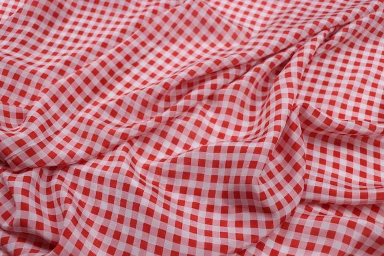 FANGEZ - 12 momme Classic Red Plaid Print Silk Crepe de Chine Fabric - 140cm wide by the Yard