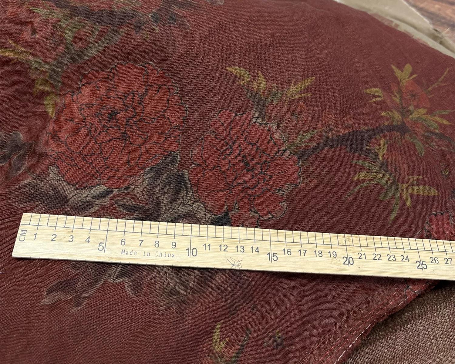 BJDNHU - 100% Linen, Vintage Style Digital Print Peony, 200 gram 135cm wide by the Yard