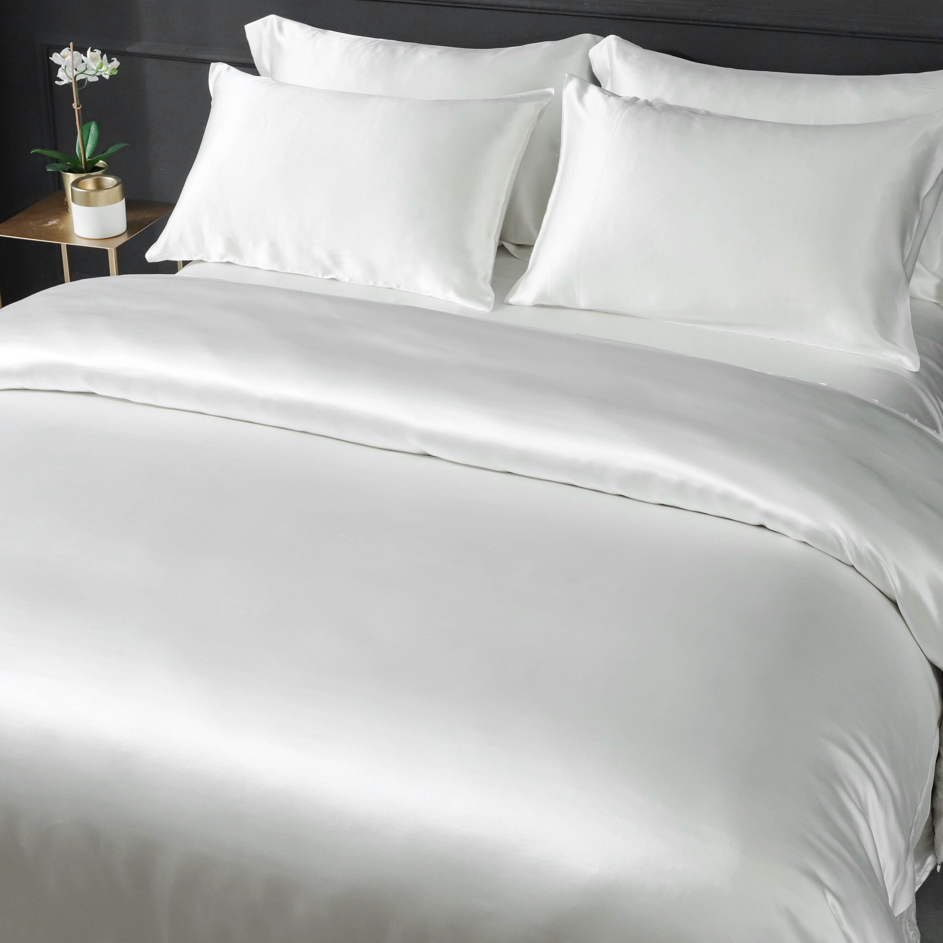 Charmeuse Pure silk duvet cover in Ivory 22mm thickness, Smooth, Sleep beauty Silk Bedding for King, queen, custom size.