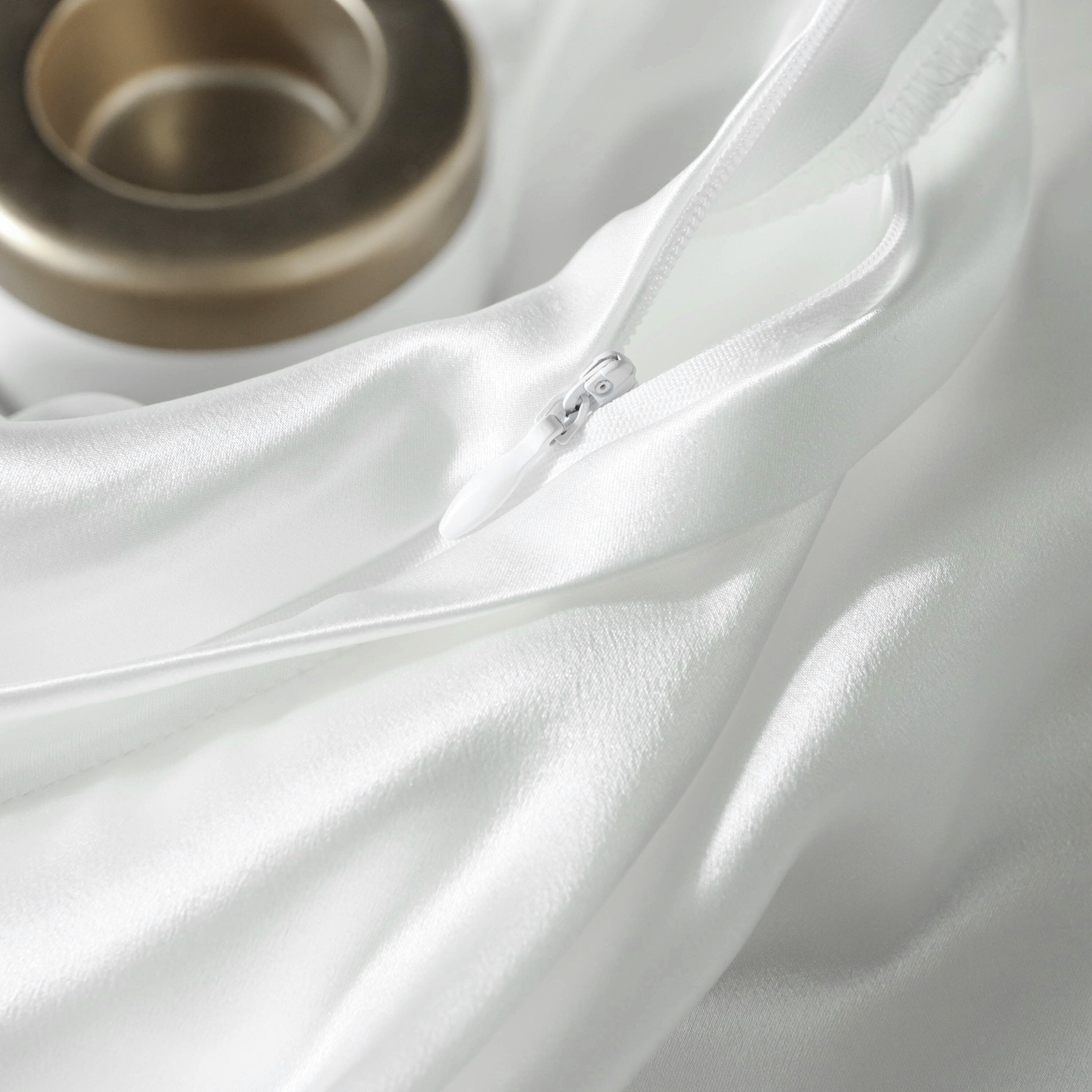 Charmeuse Pure silk duvet cover in Ivory 22mm thickness, Smooth, Sleep beauty Silk Bedding for King, queen, custom size.