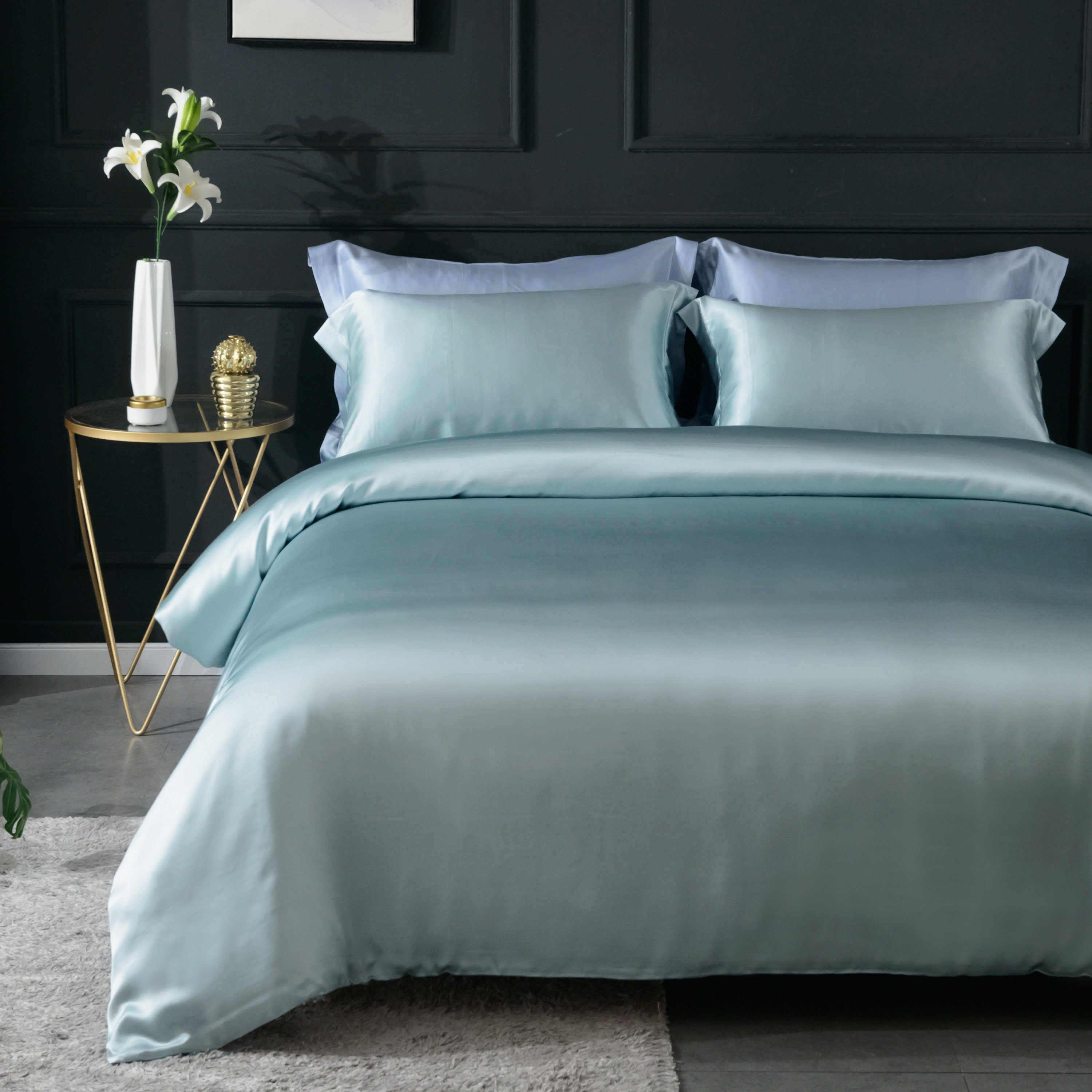 Pure silk duvet cover in sky blue and aqua blue, 22mm smooth, natural, sleep beauty Silk Bedding for King, queen, custom size.
